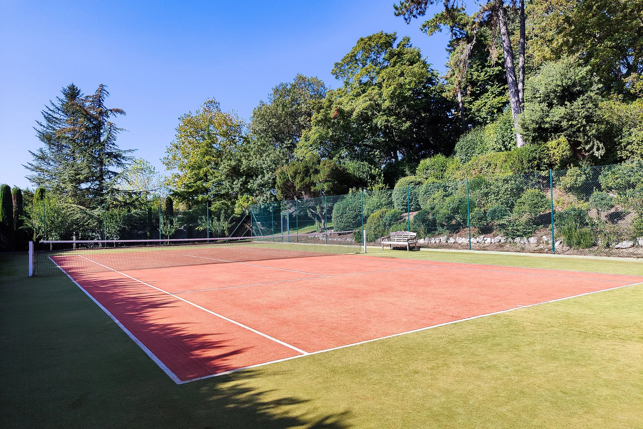 luxury villa with tennis court uzes