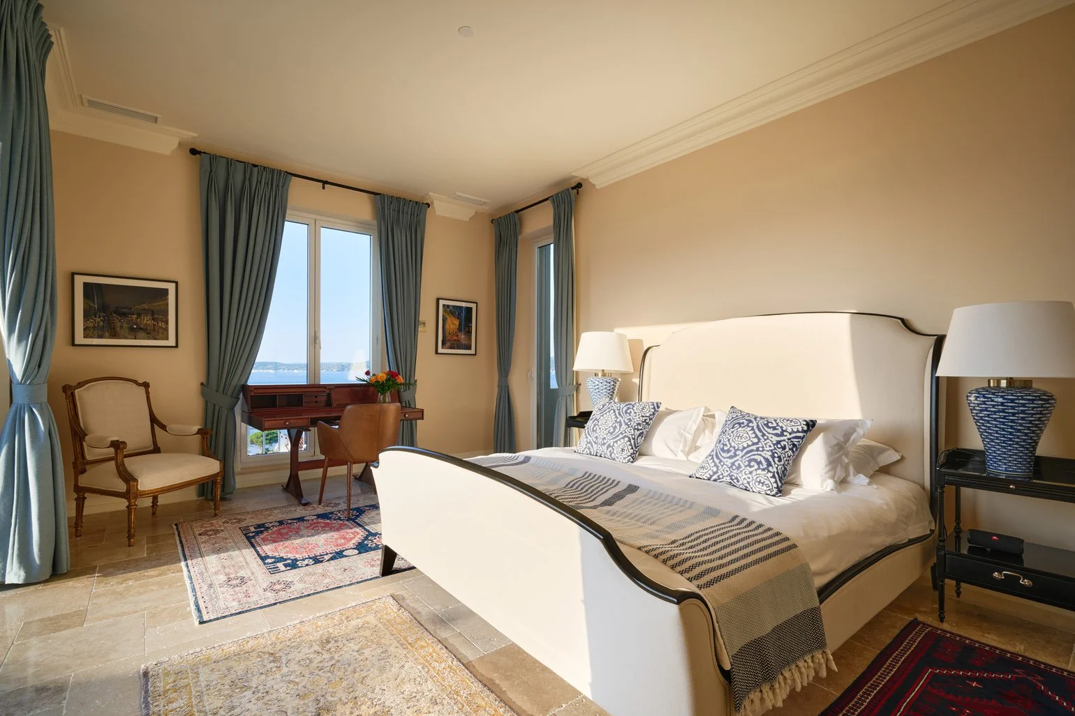 luxury villa in South of France in Sainte-Maxime bedroom