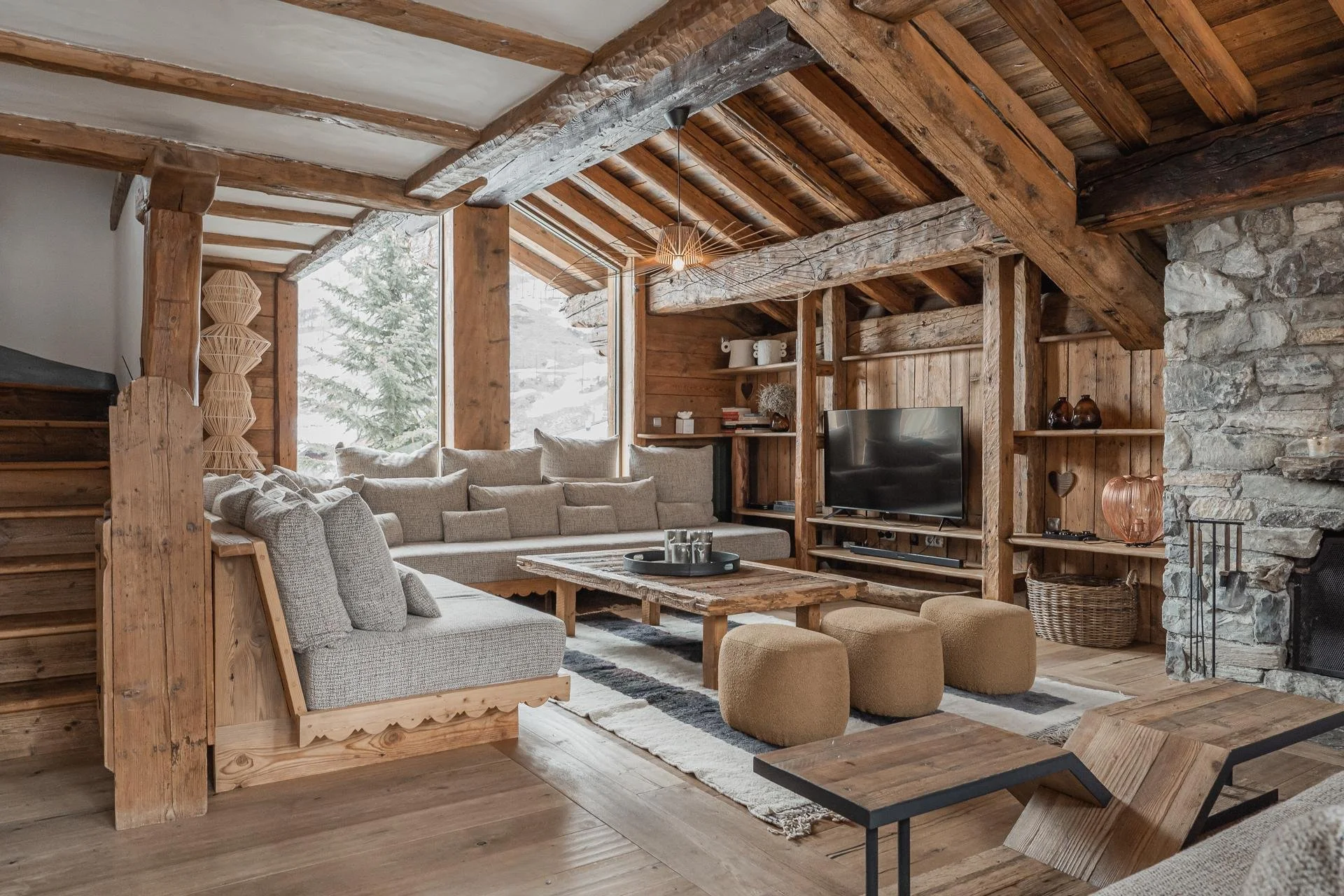 Luxury chalet in val d'isère living room