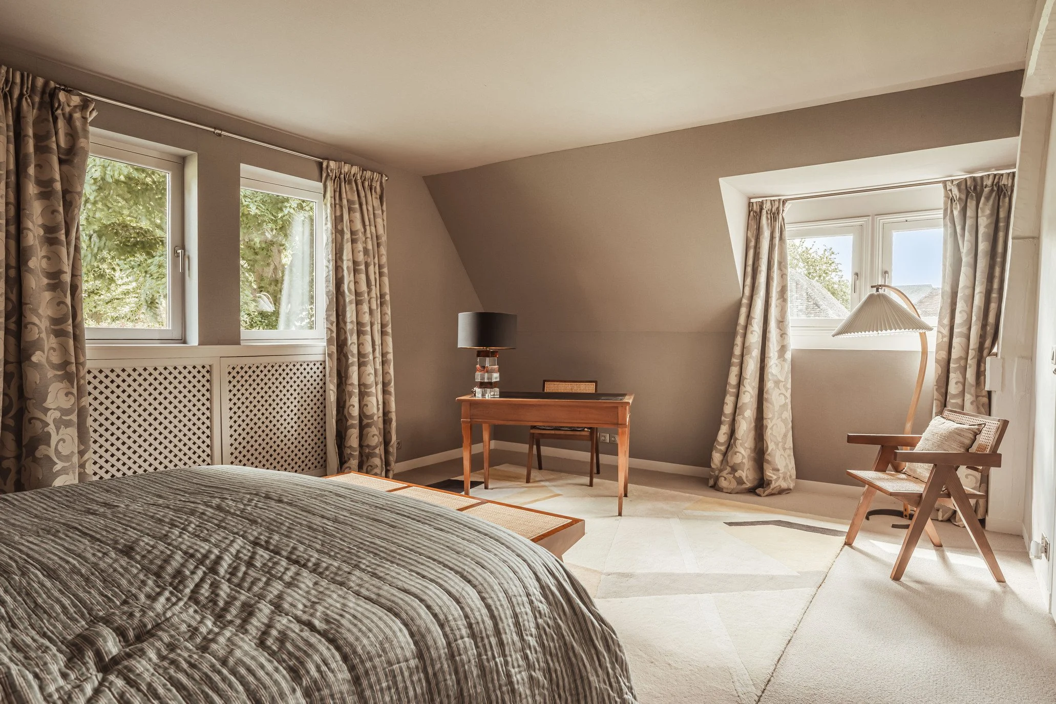 Luxury villa Bonneville bedroom