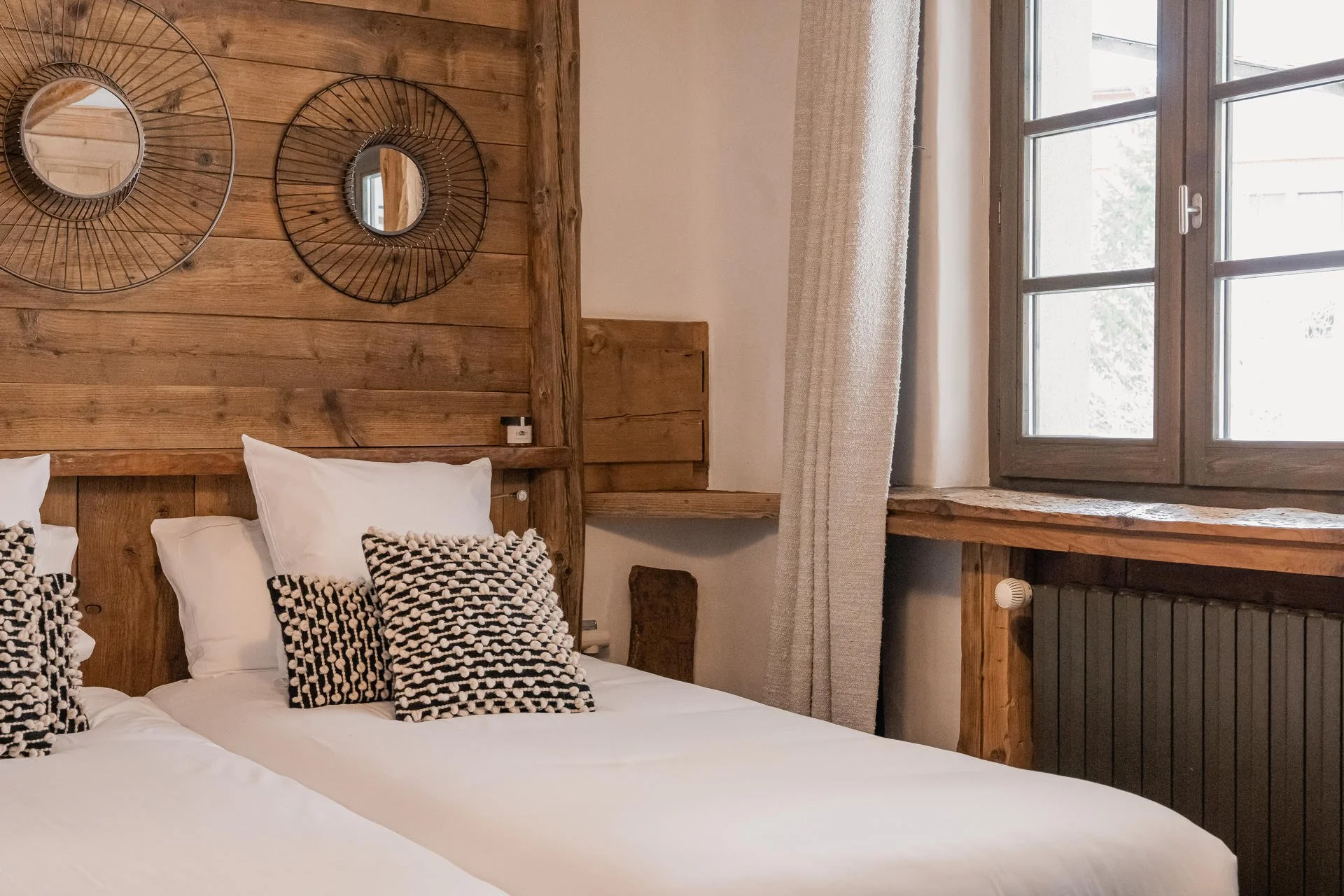 Luxury chalet in val d'isère bedroom