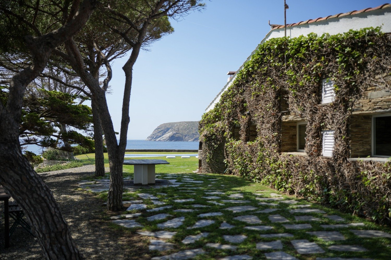 Luxury villa cadaques oliveres garden