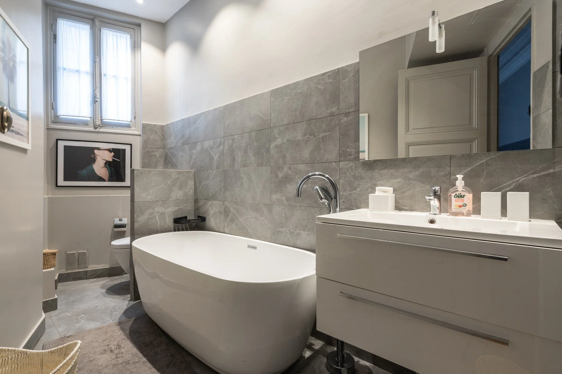 luxury apartment paris university bathroom