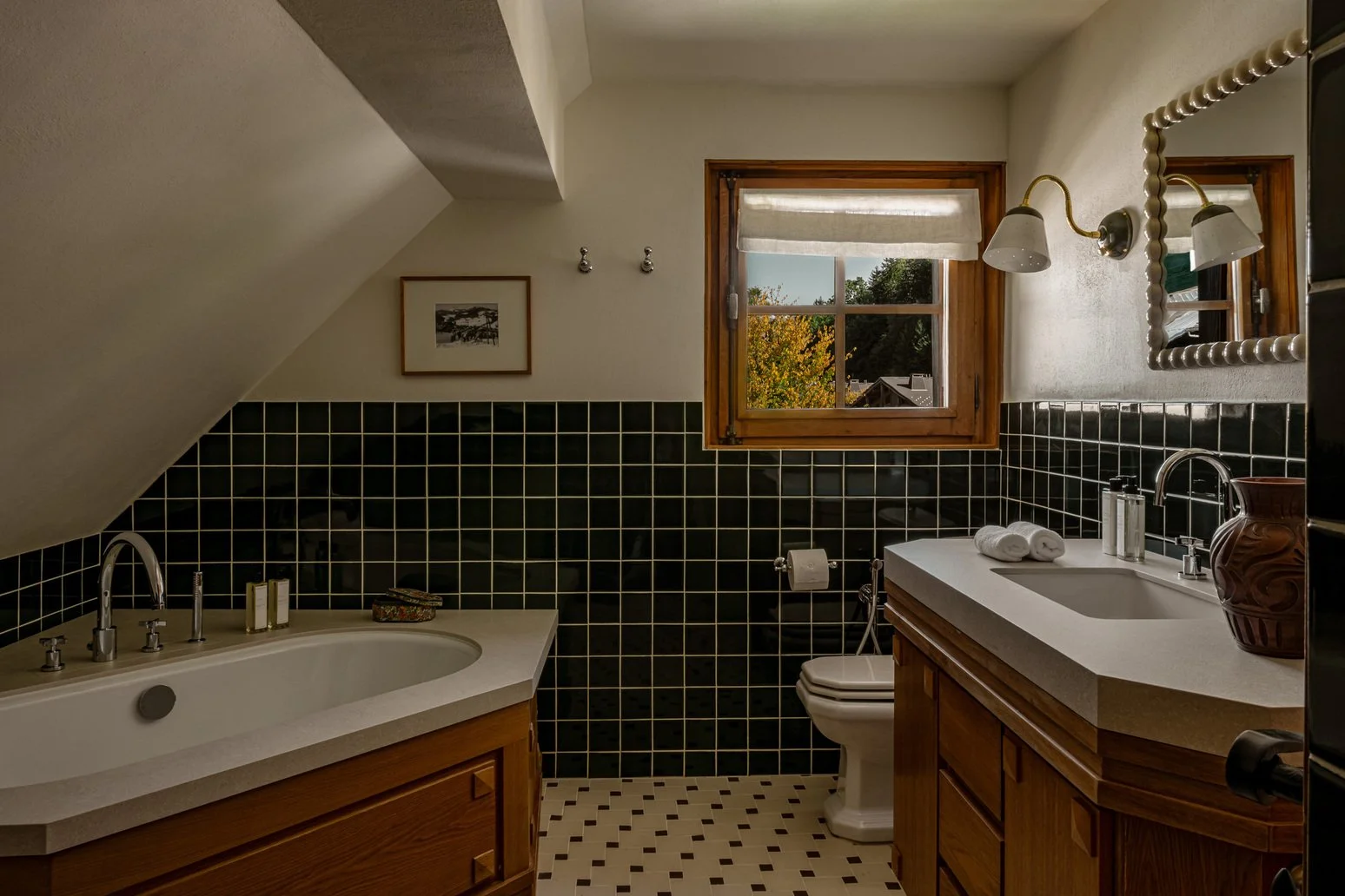 luxury chalet to rent in Megève Blanche bathroom