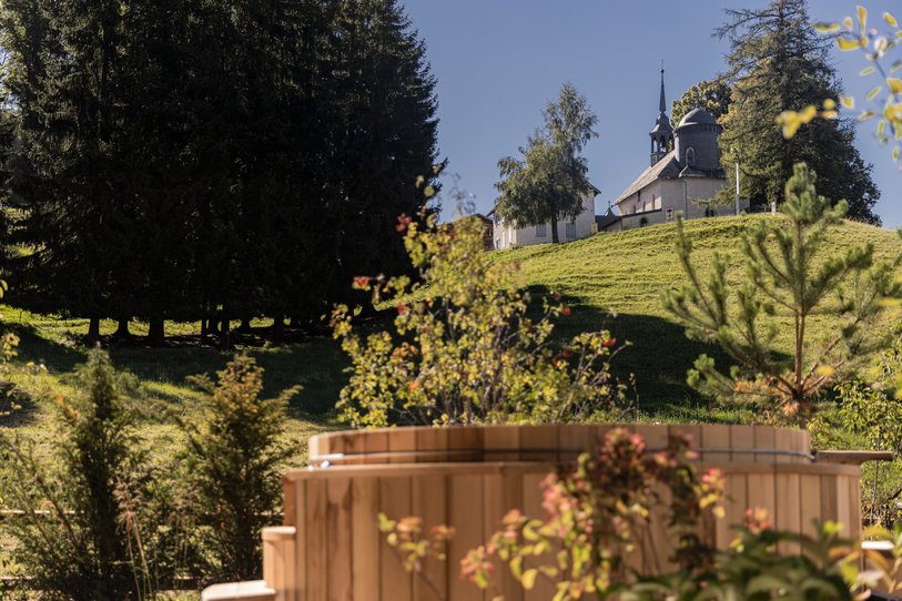 luxury chalet to rent in Megève Blanche outdoor nordic bath