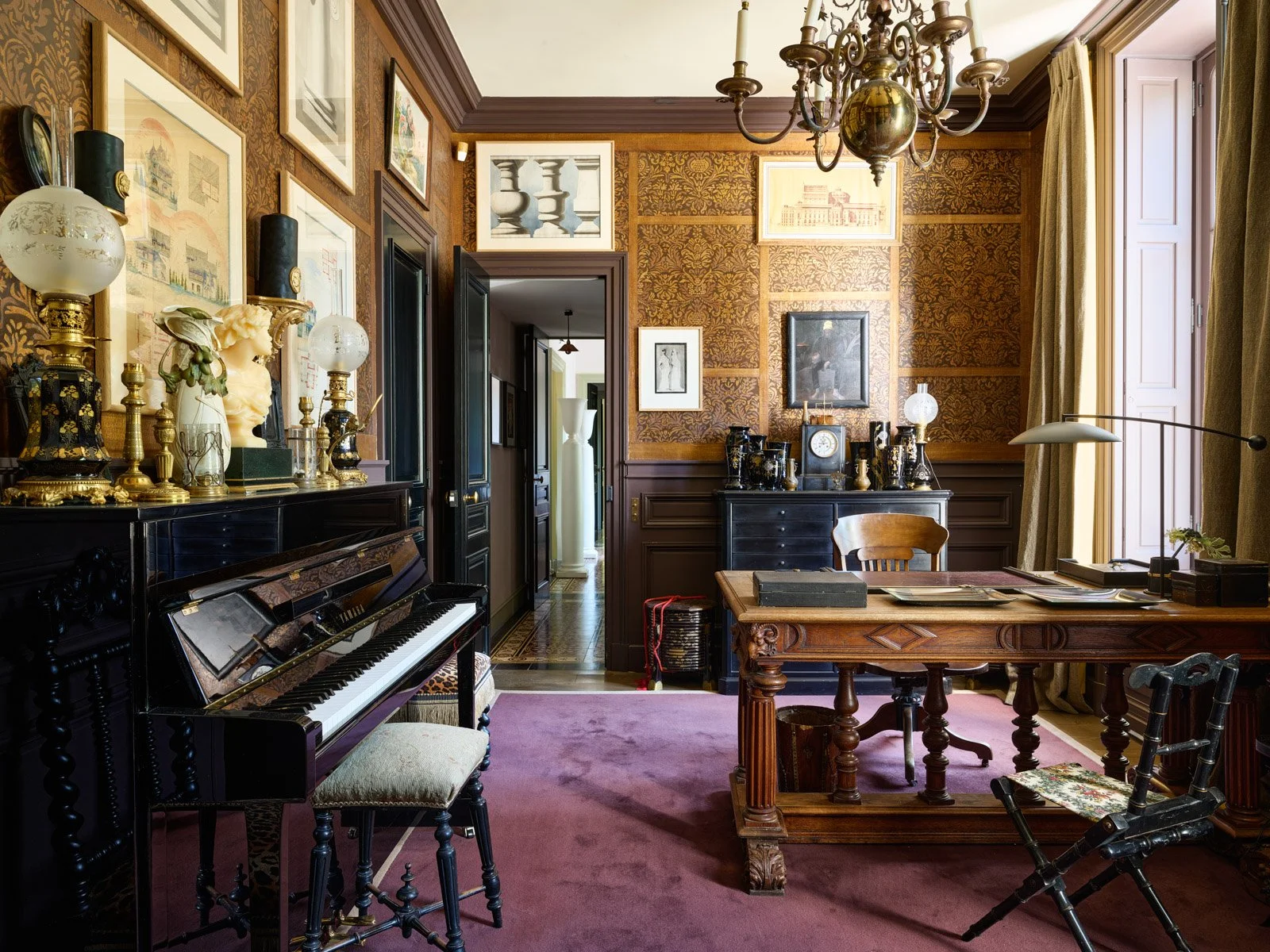Luxury villa in Loire near Paris