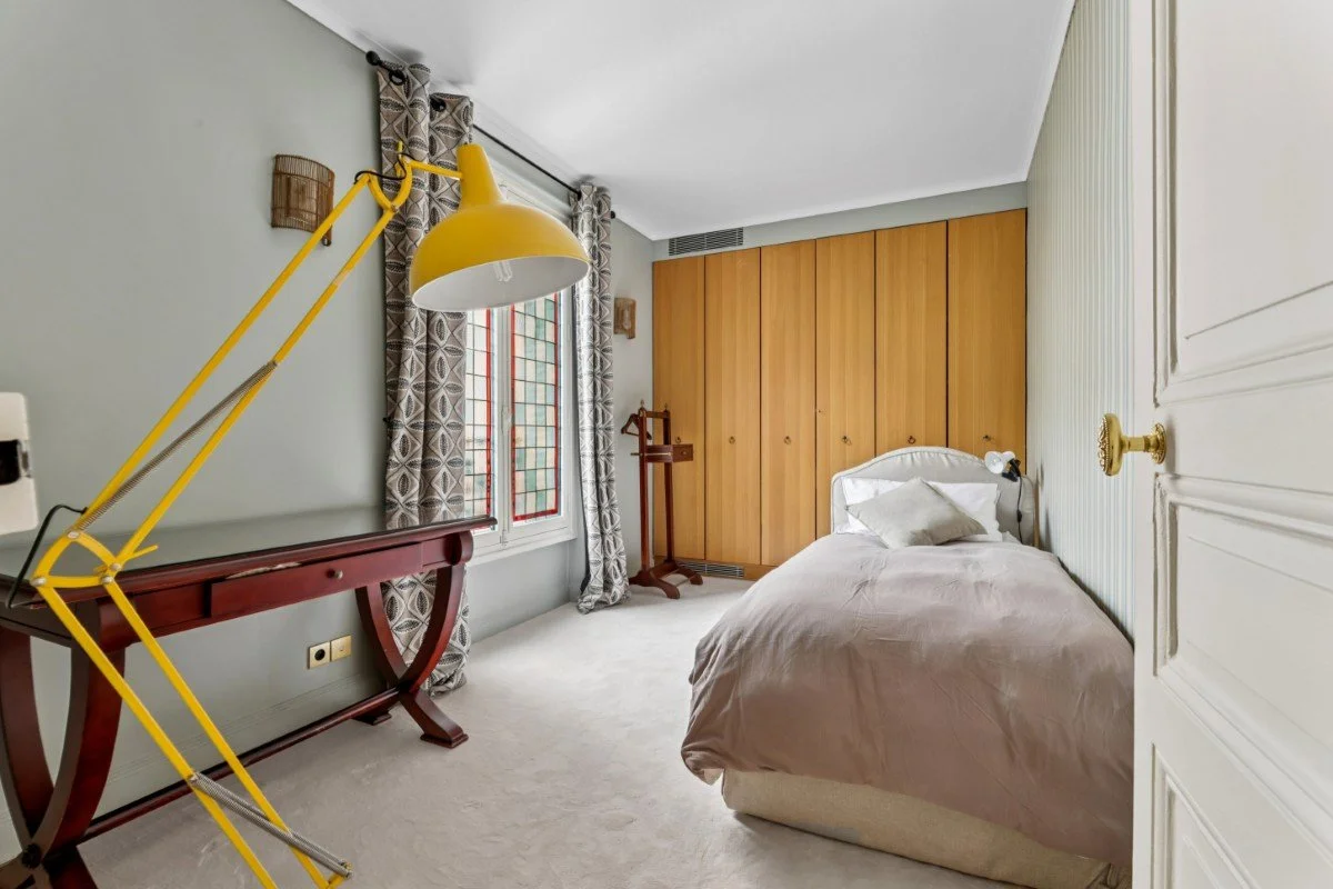 luxury home paris auteuil bedroom