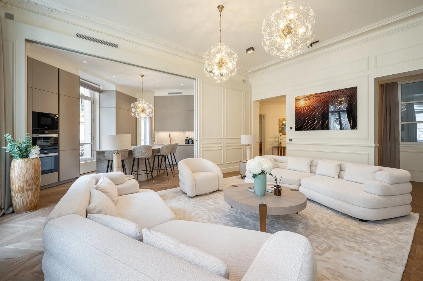 paris corporate housing living room