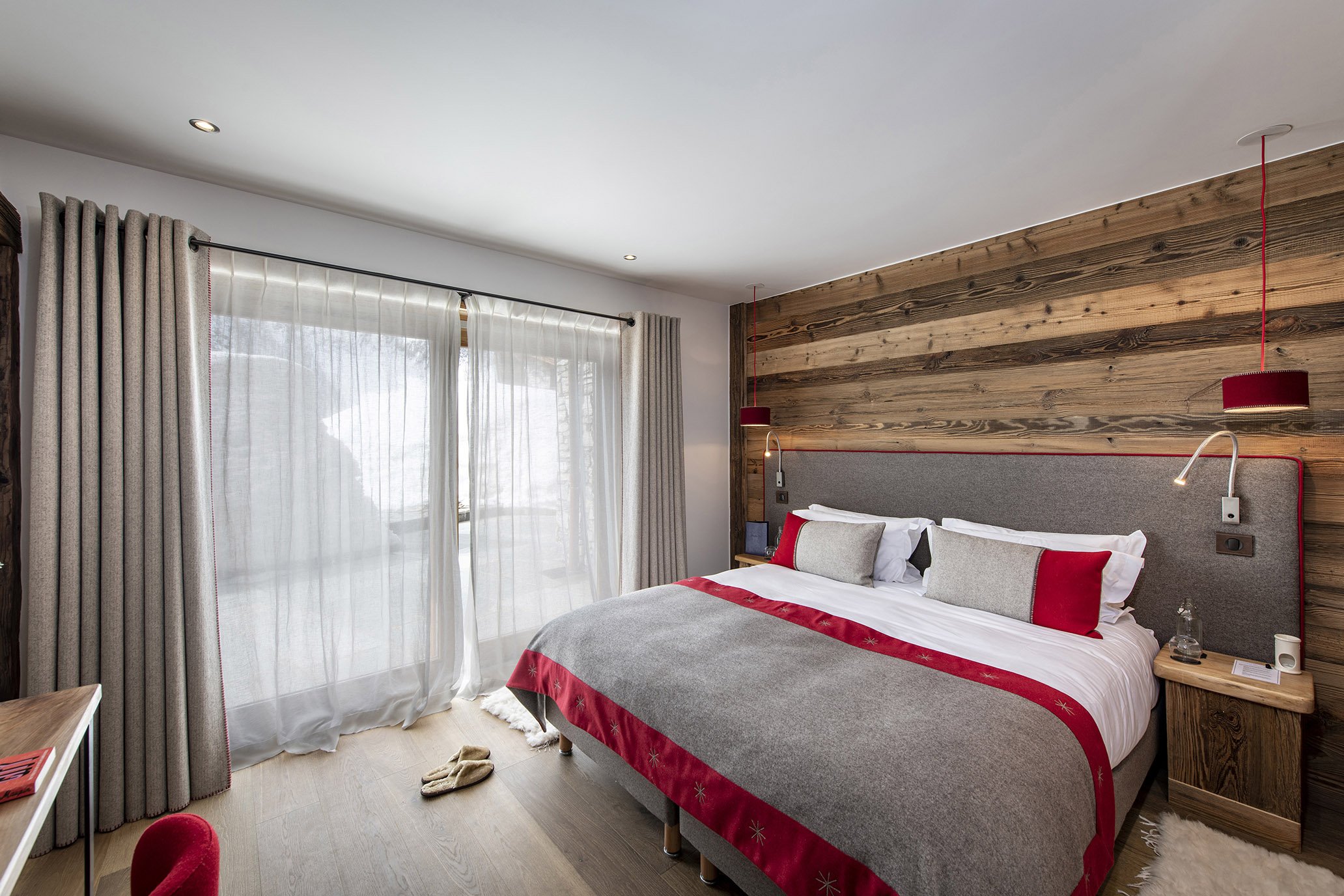 La Balme Val d'Isere bedroom