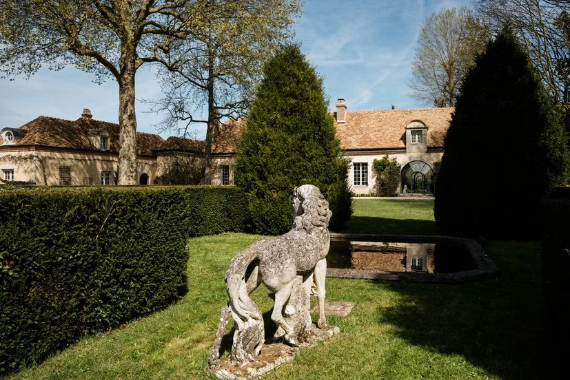 Luxury villa for rent in Thoiry near Paris