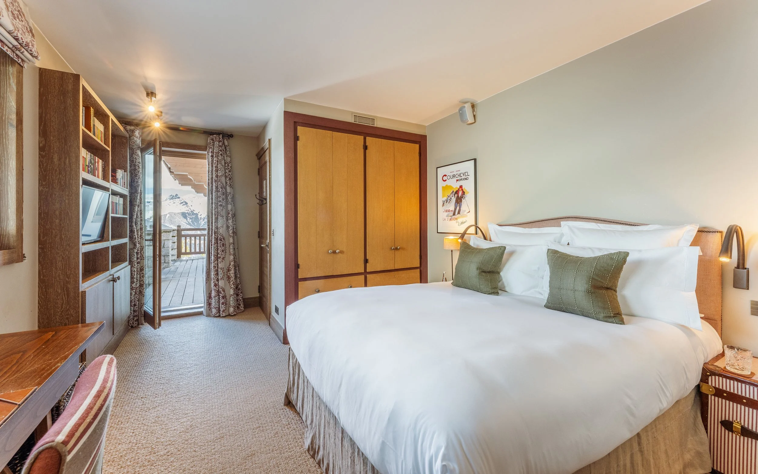 courchevel 1850 chenus luxury chalet bedroom