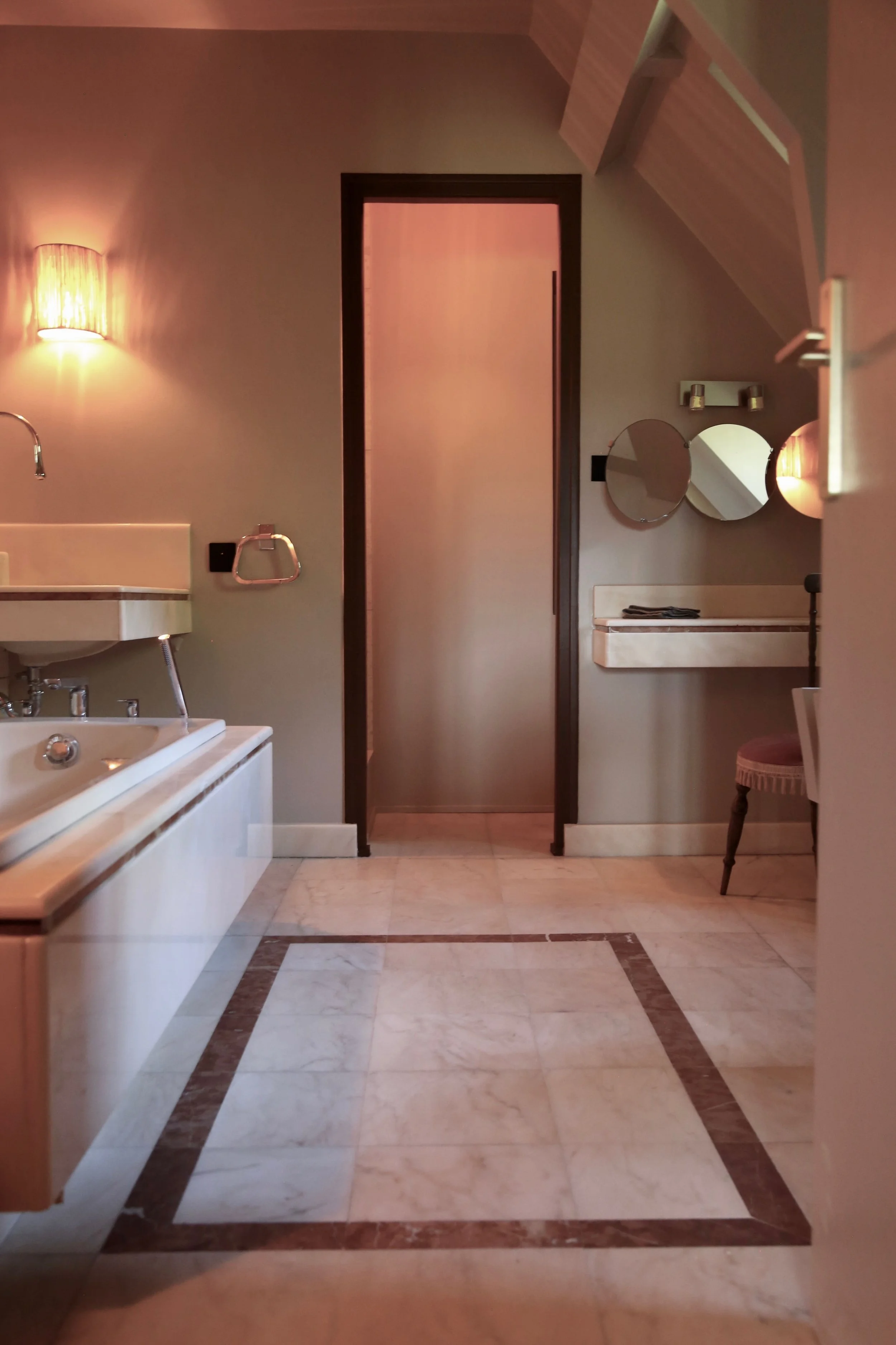 Luxury villa near paris Rambouillet bathroom