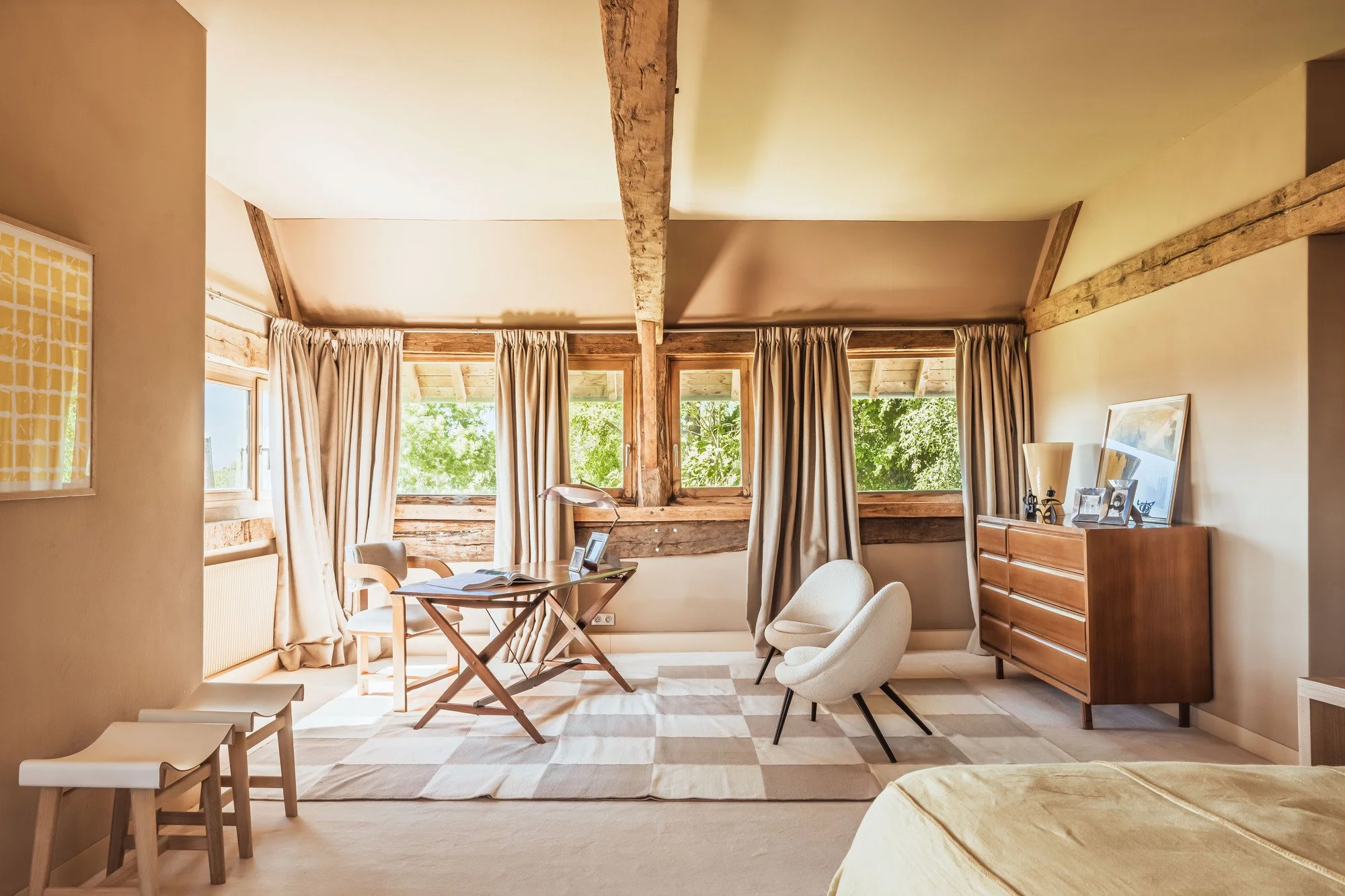 Luxury villa Bonneville bedroom