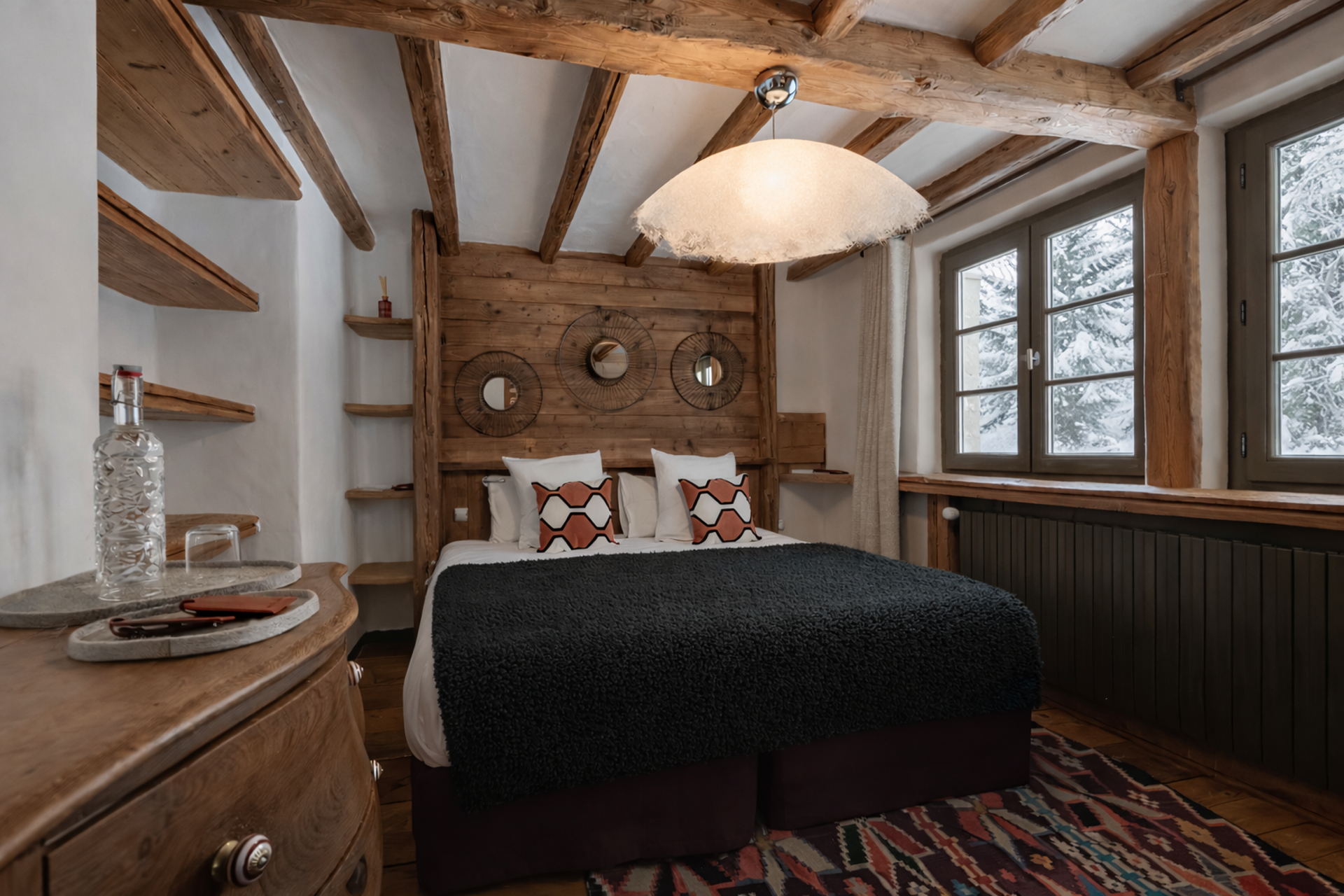 Luxury chalet in val d'isère bedroom