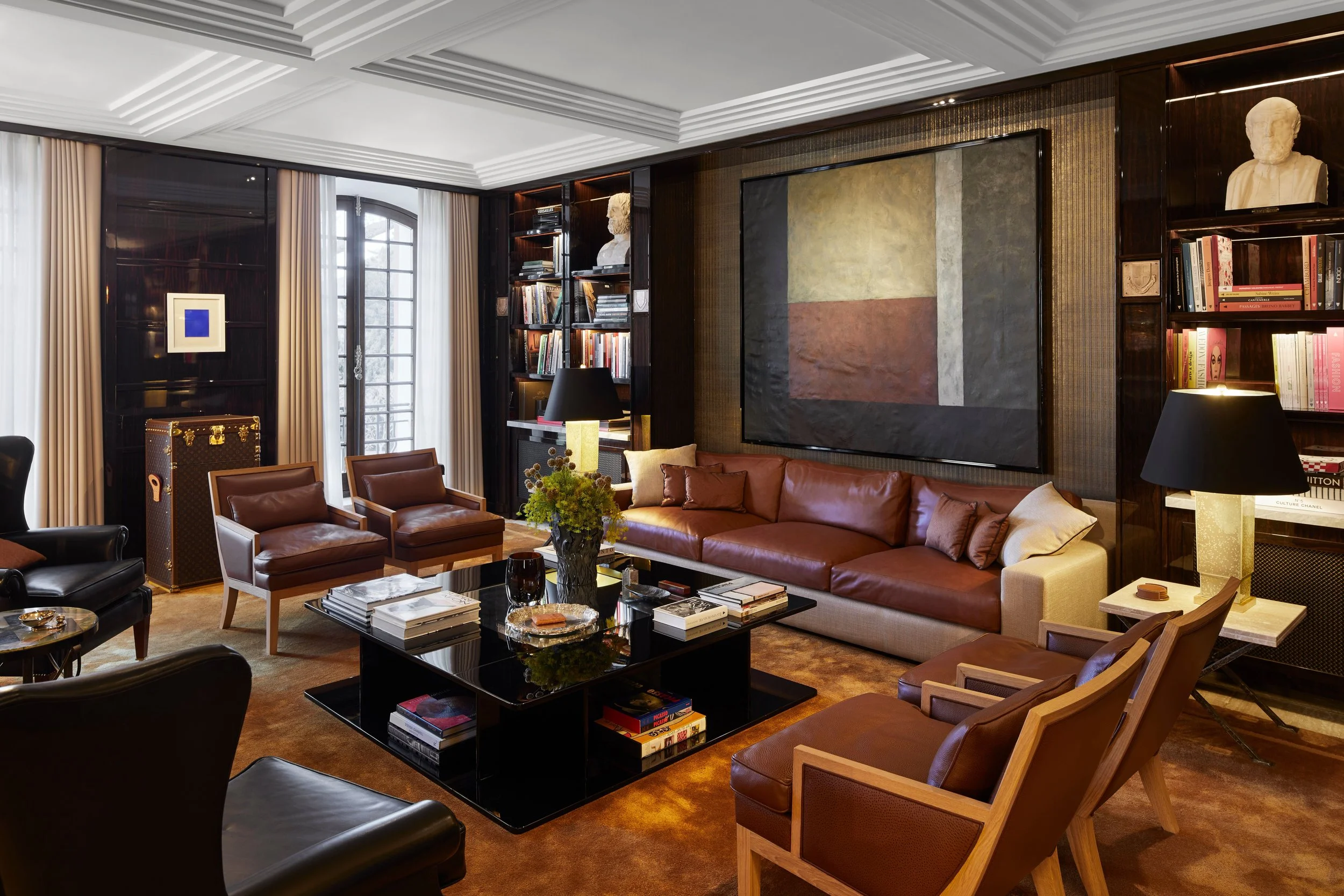 luxury wedding in Grimaud living room