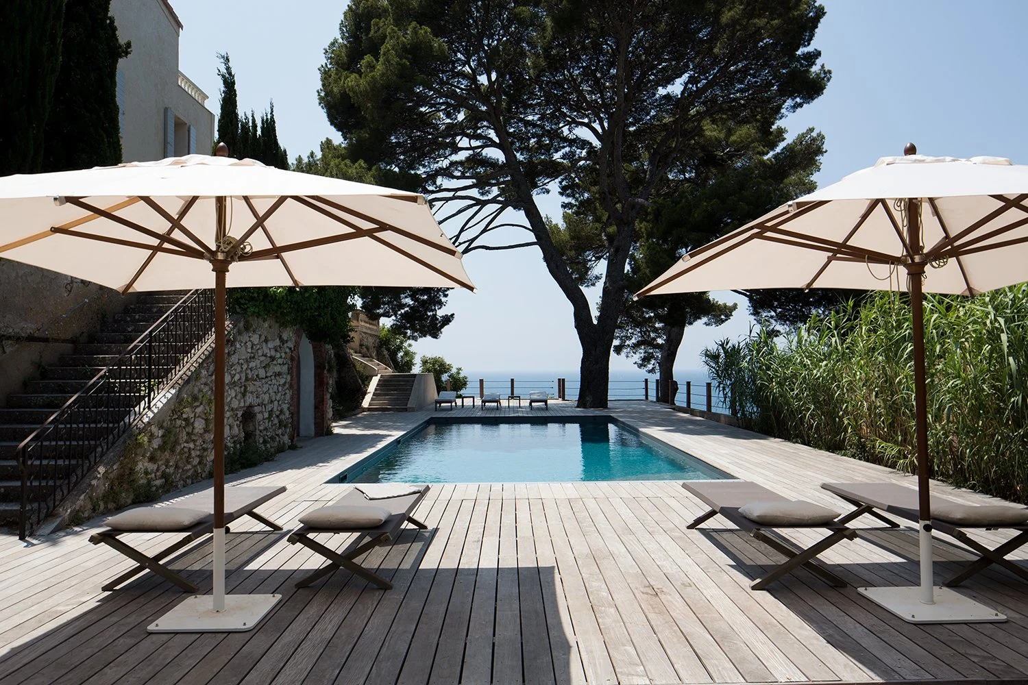 villa in cassis france swimmoing pool