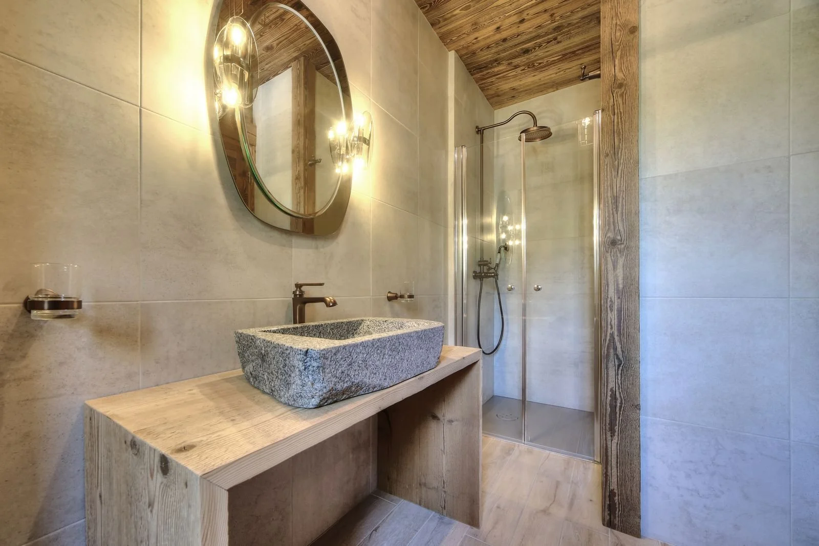 Luxury chalet for rent in Megève Mont Blanc bathroom
