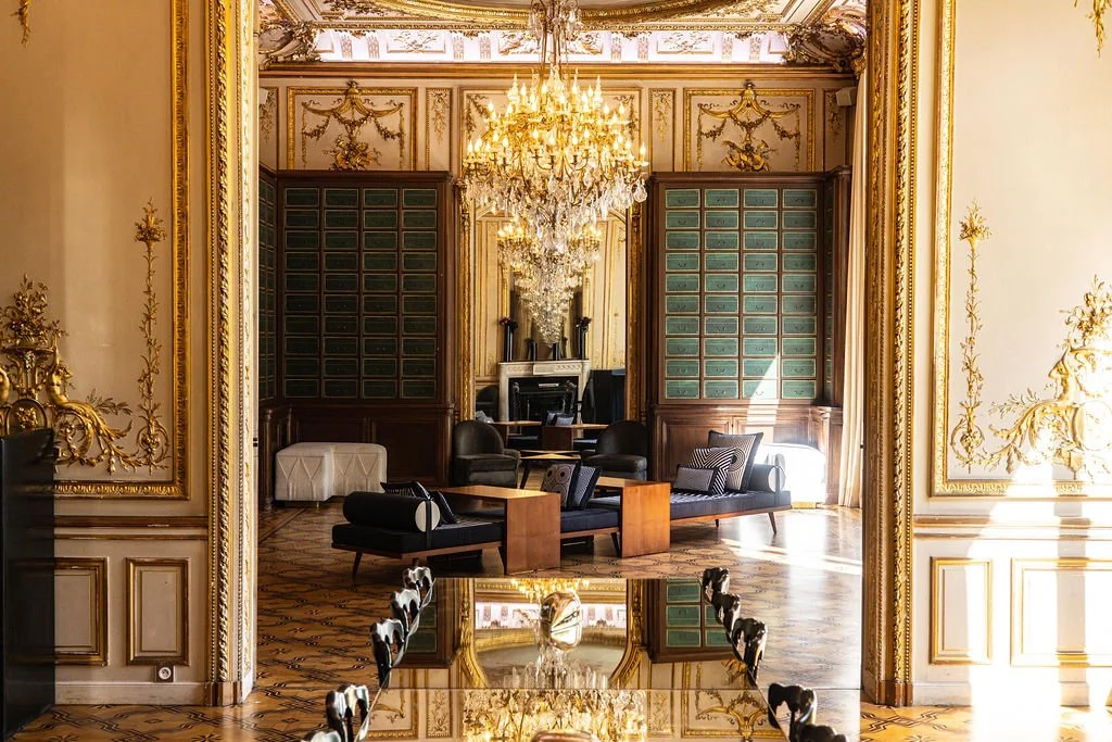 event venue paris lounge area