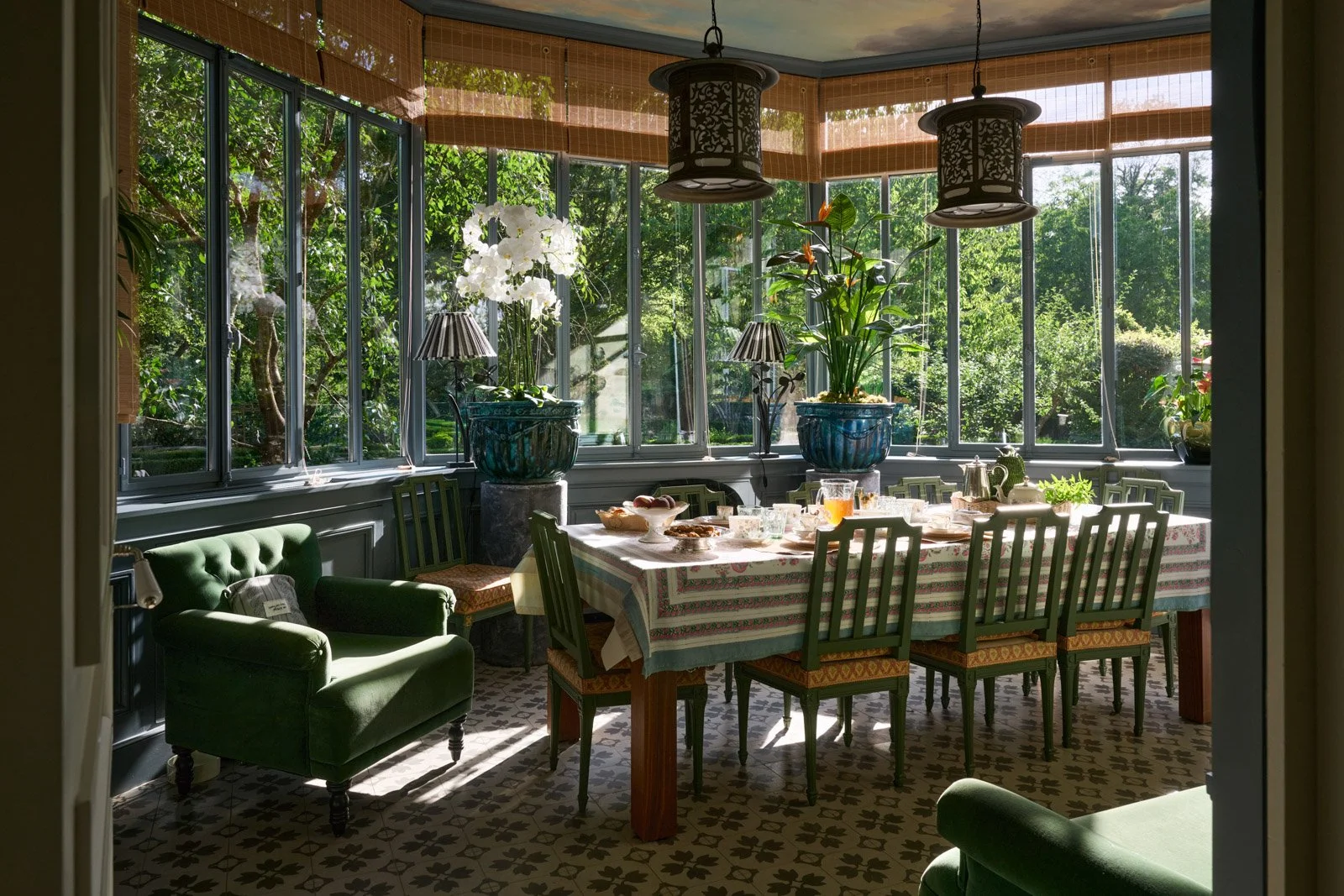 Luxury corporate retreat in Loire near Paris