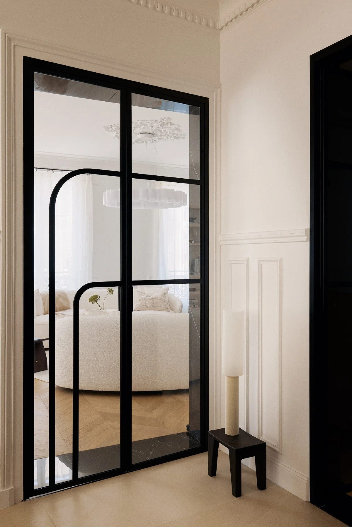 luxury apartment in the 6th