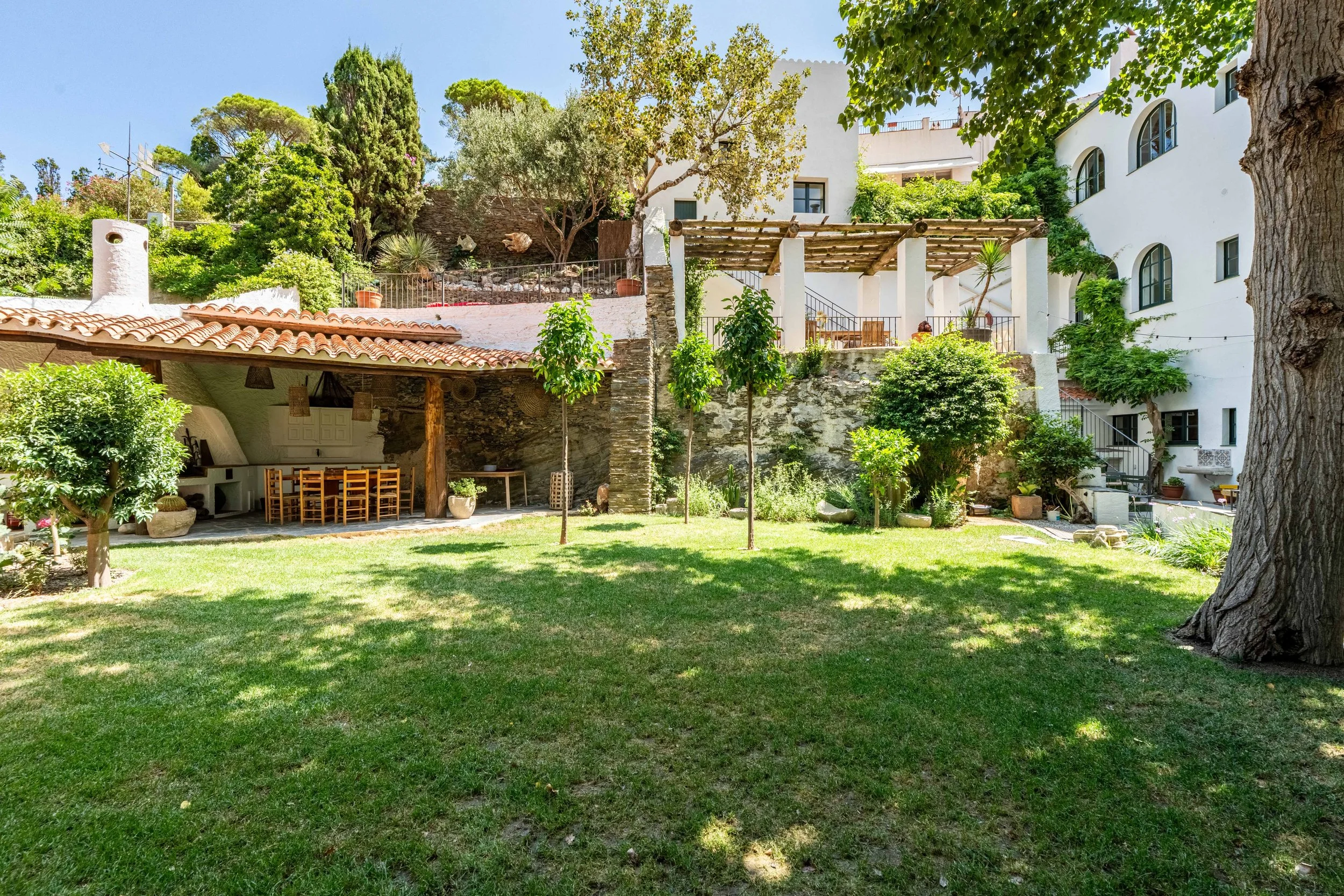 luxury villa in cadaques village garden