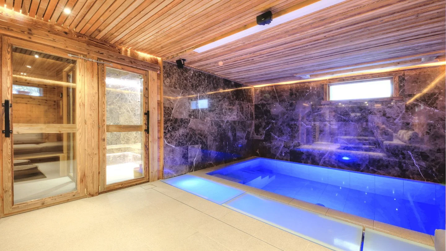Luxury chalet for rent in Megève Mont Blanc indoor pool