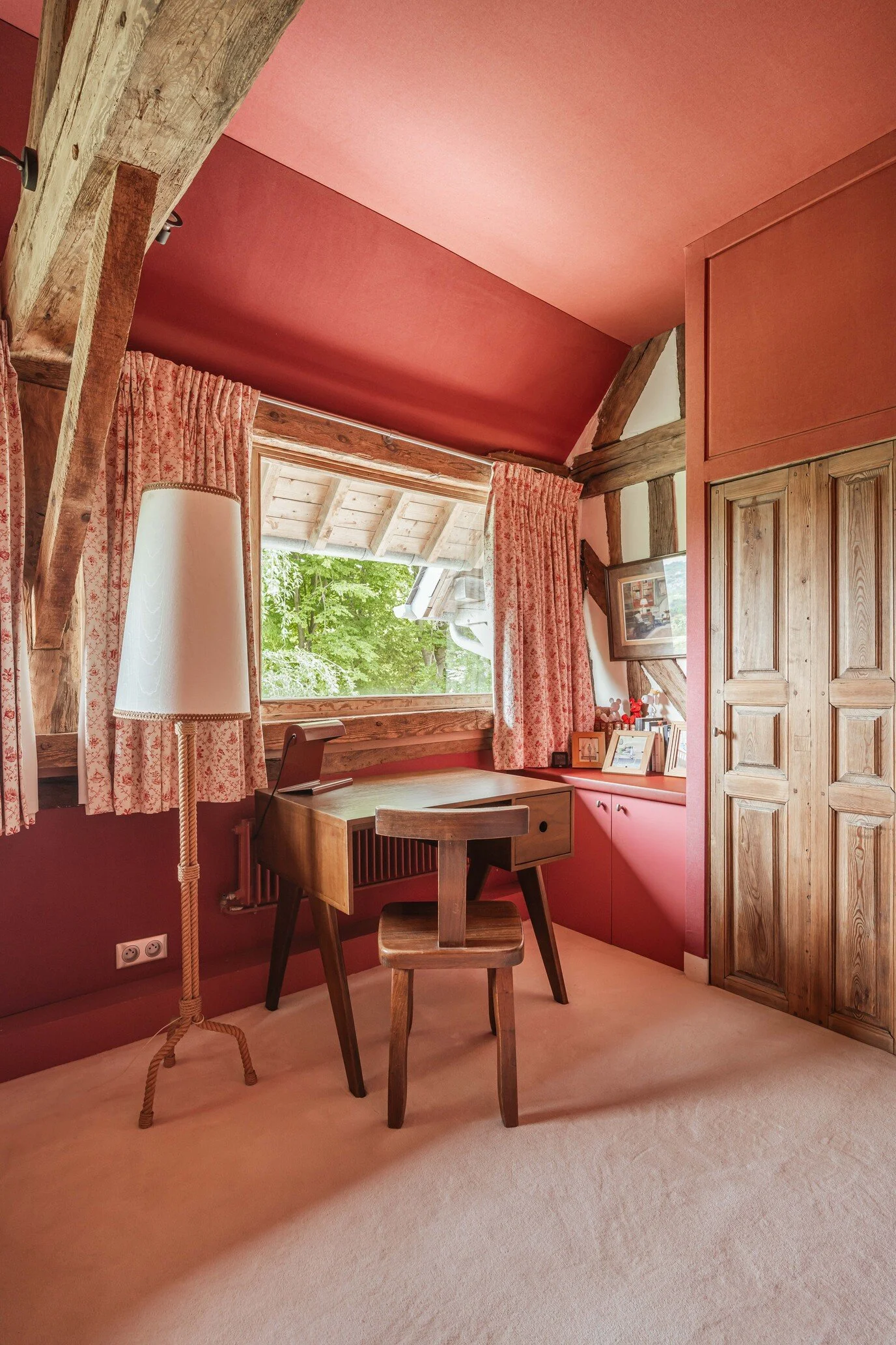 Luxury villa Bonneville bedroom