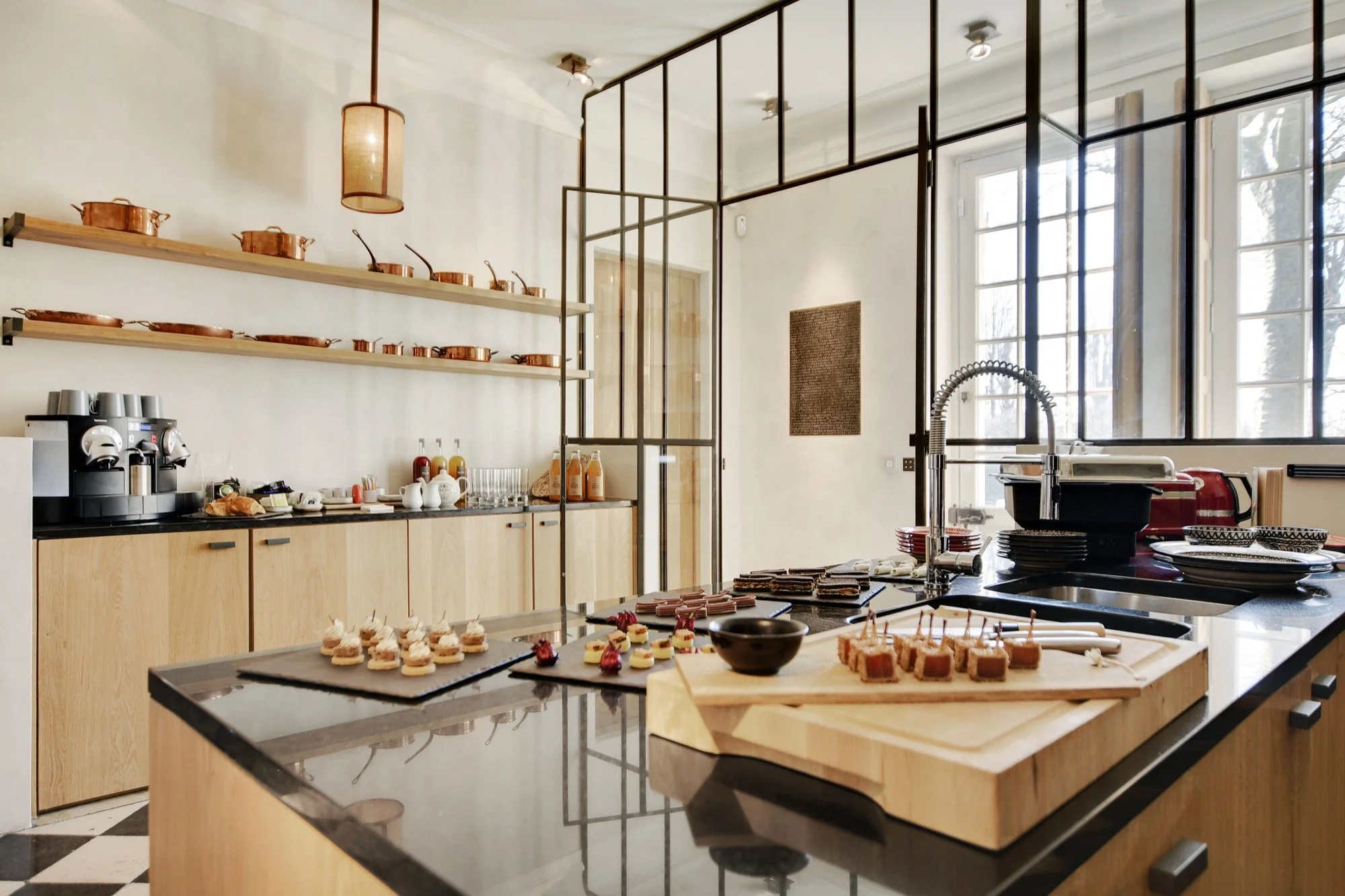 Thoiry Luxury Villa kitchen