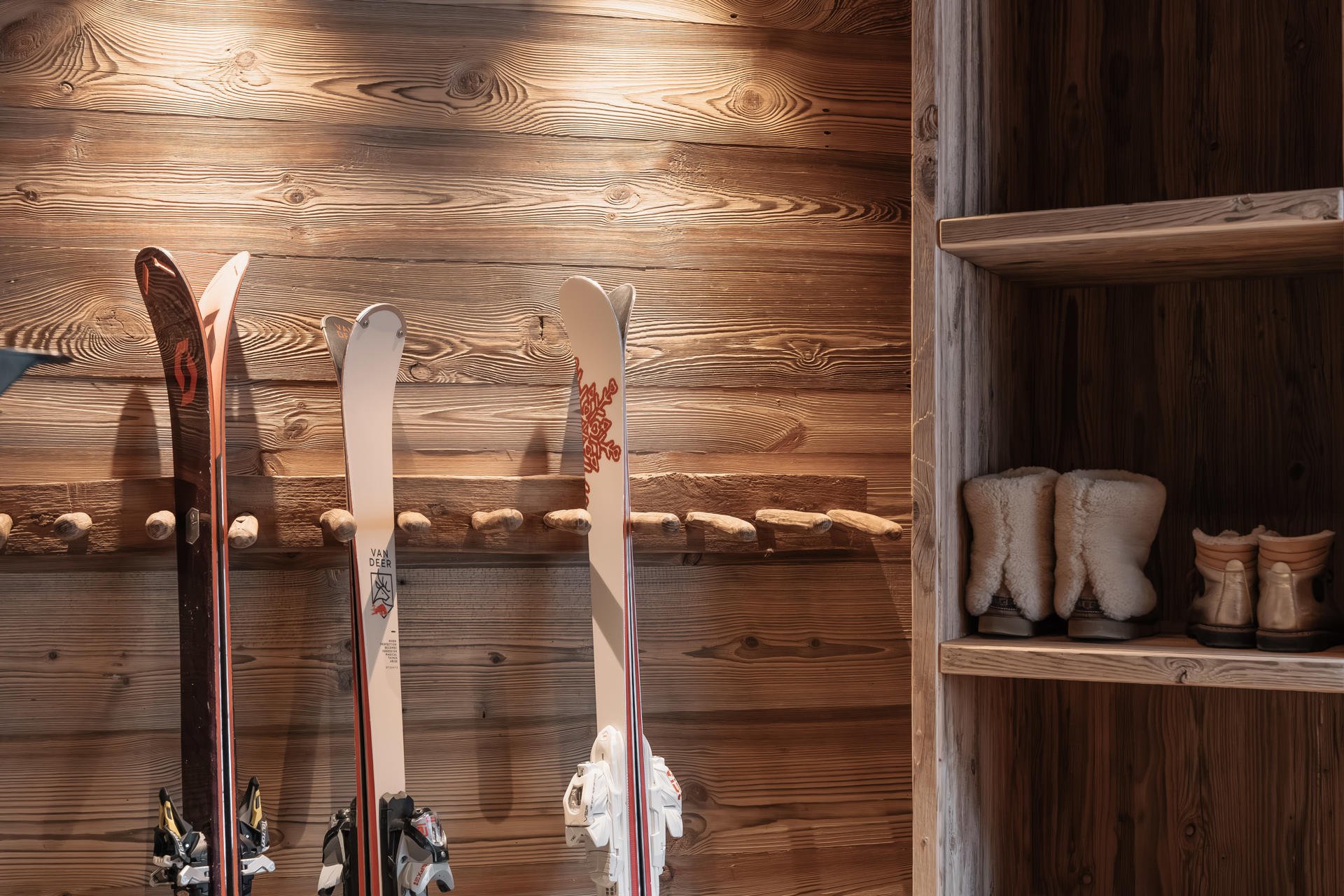 Luxury chalet in val d'isère ski room