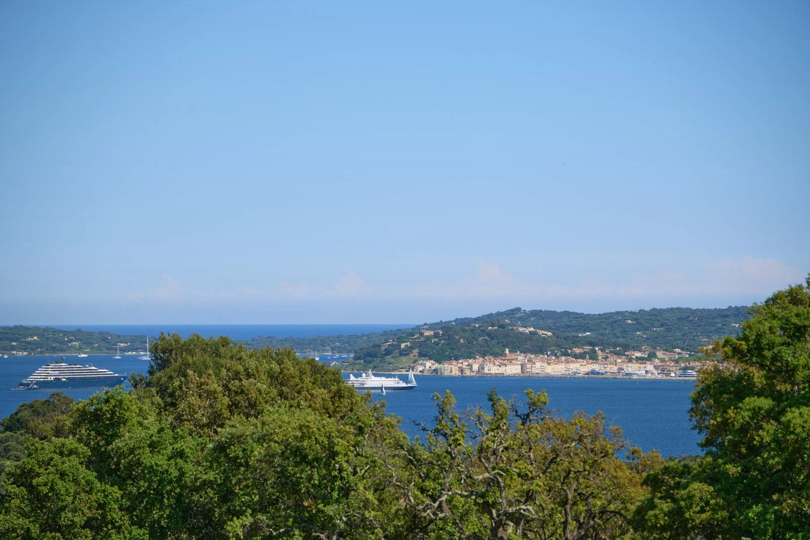 Luxury villa rental Beauvallon St Tropez view