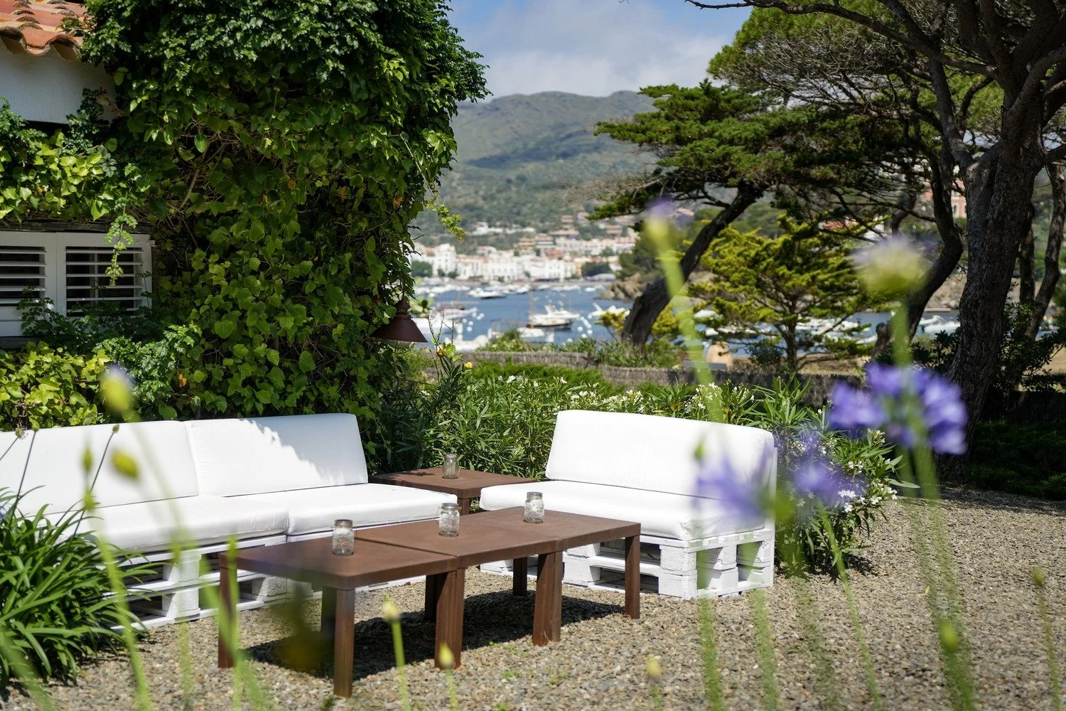 Luxury villa cadaques oliveres garden