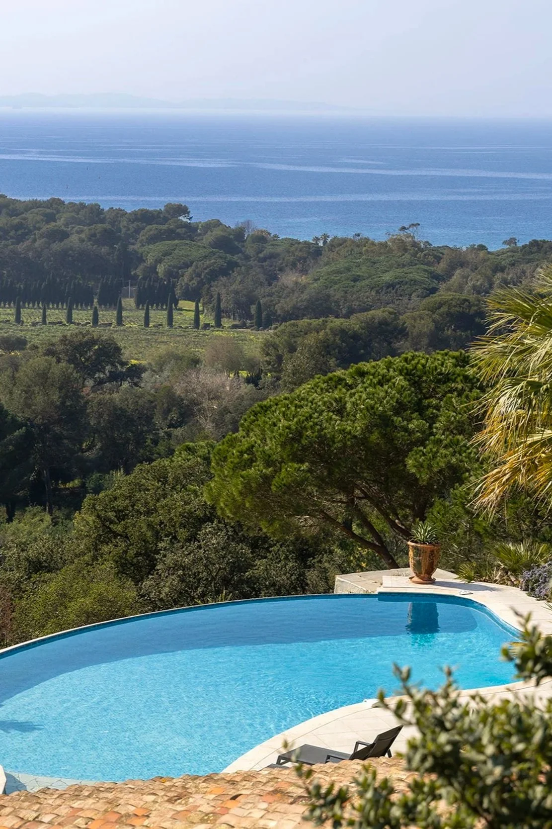 luxury villas in France