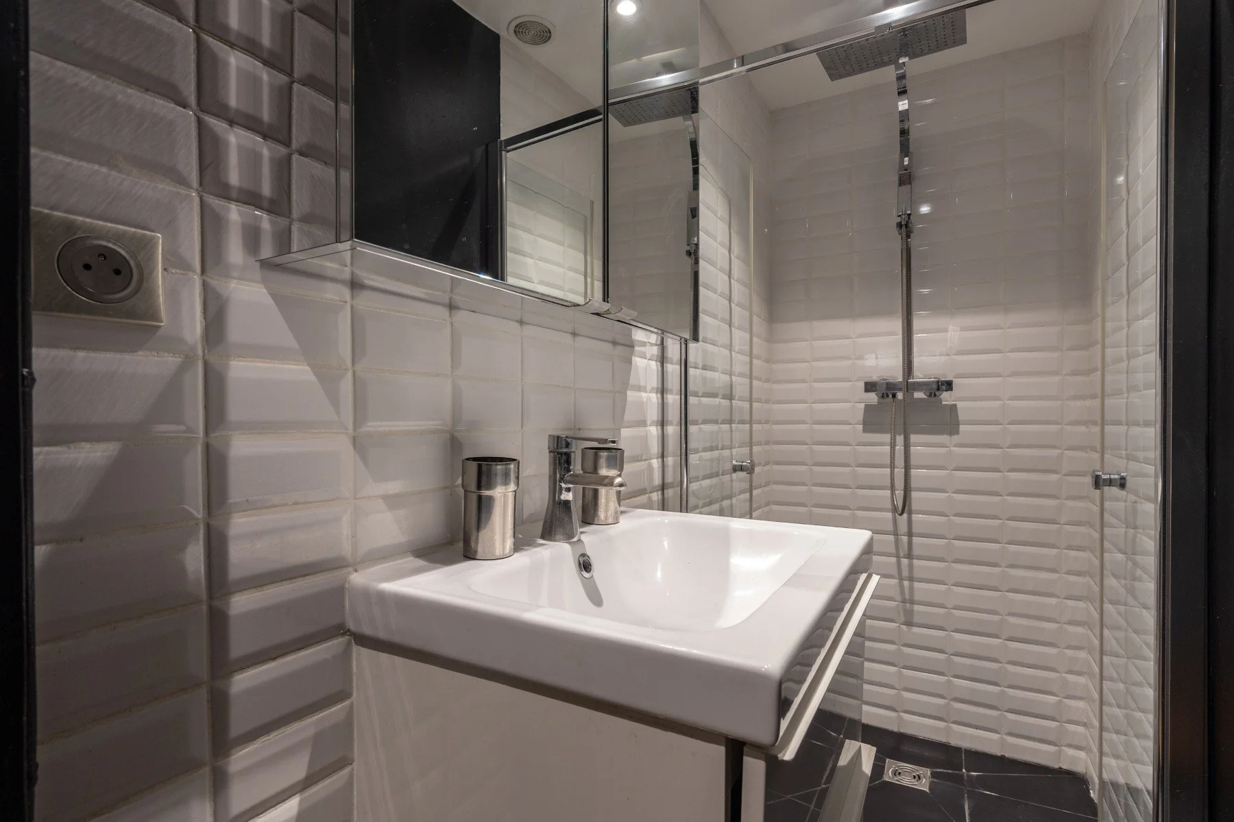 luxury apartment paris university bathroom