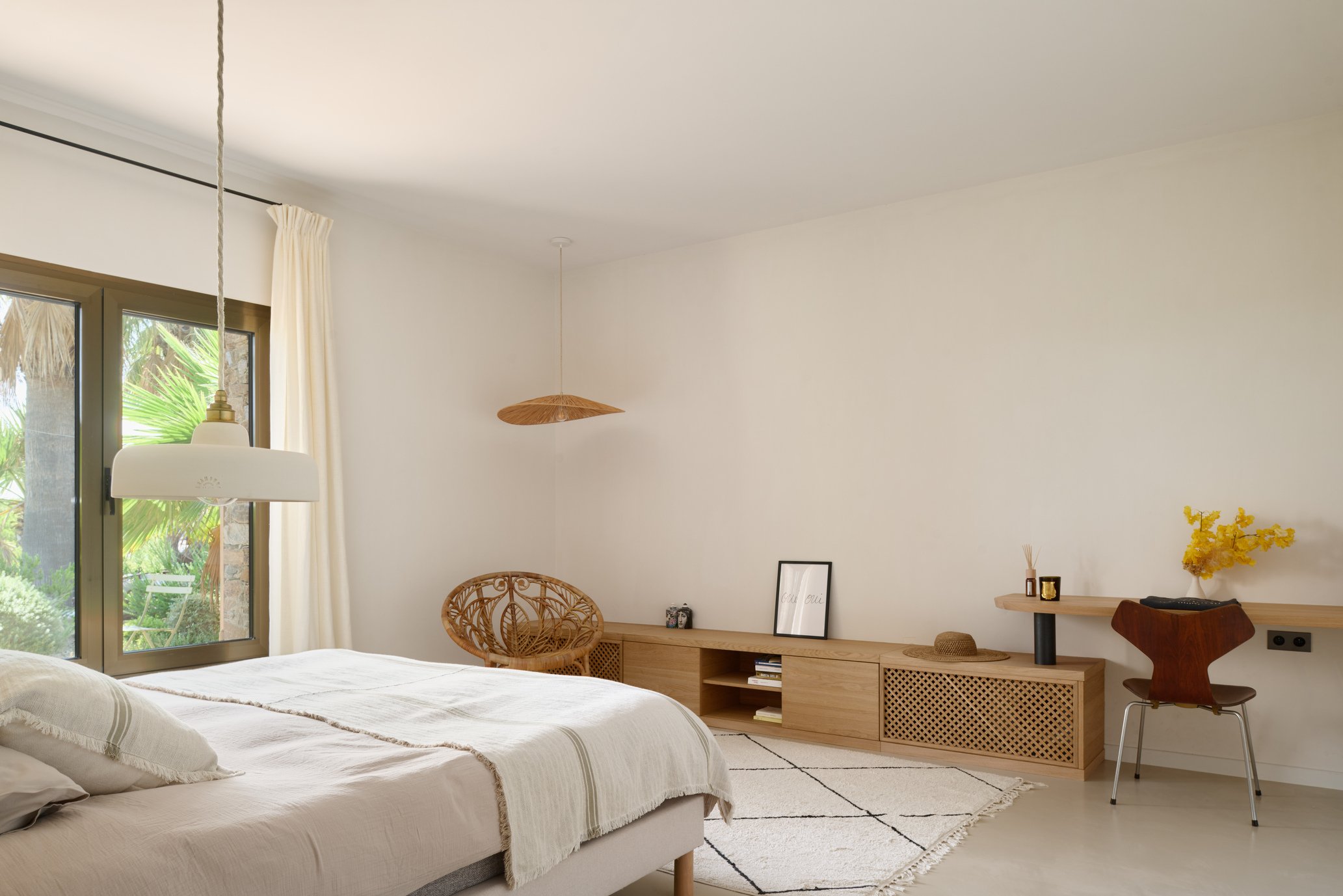 luxury villa in South of France in Bormes les Mimosas bedroom