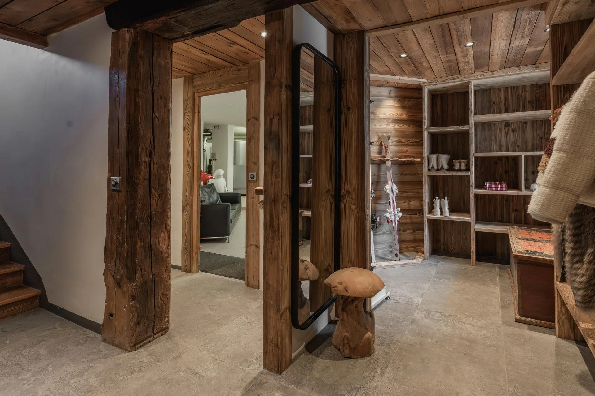 Luxury chalet in val d'isère ski room