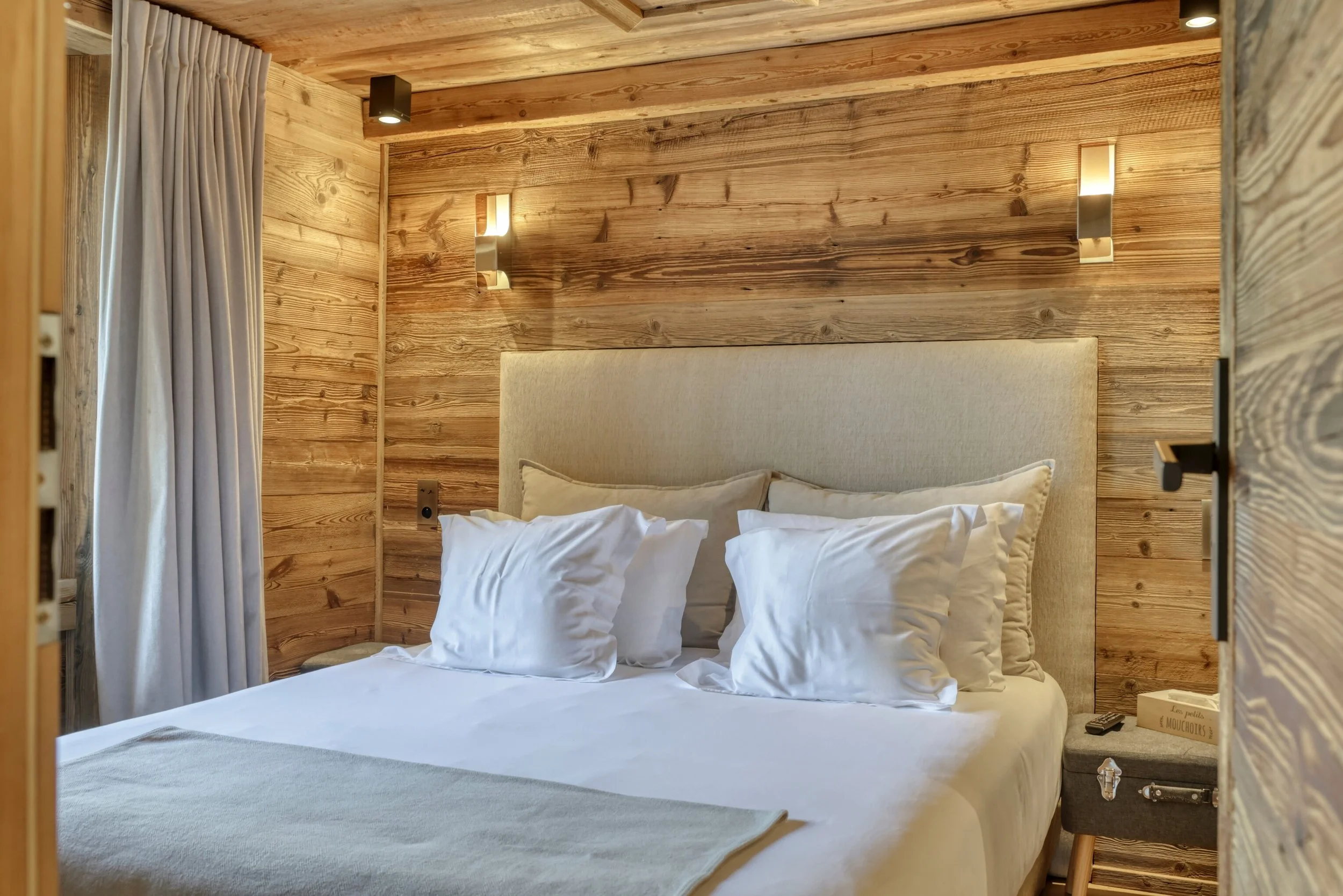 Luxury chalet for rent in Megève Mont Blanc bedroom