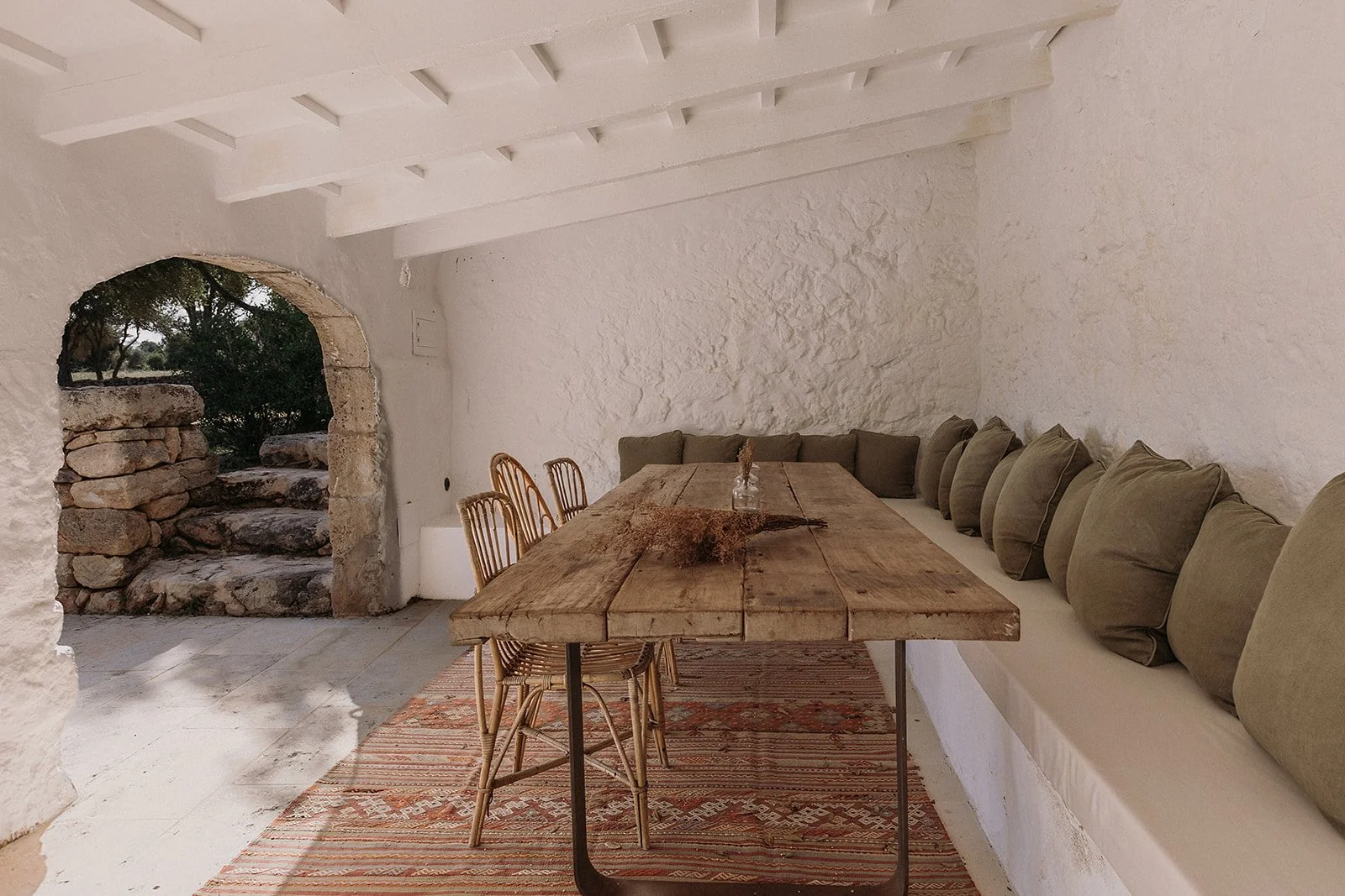 villa minorca son saura outdoor dining room