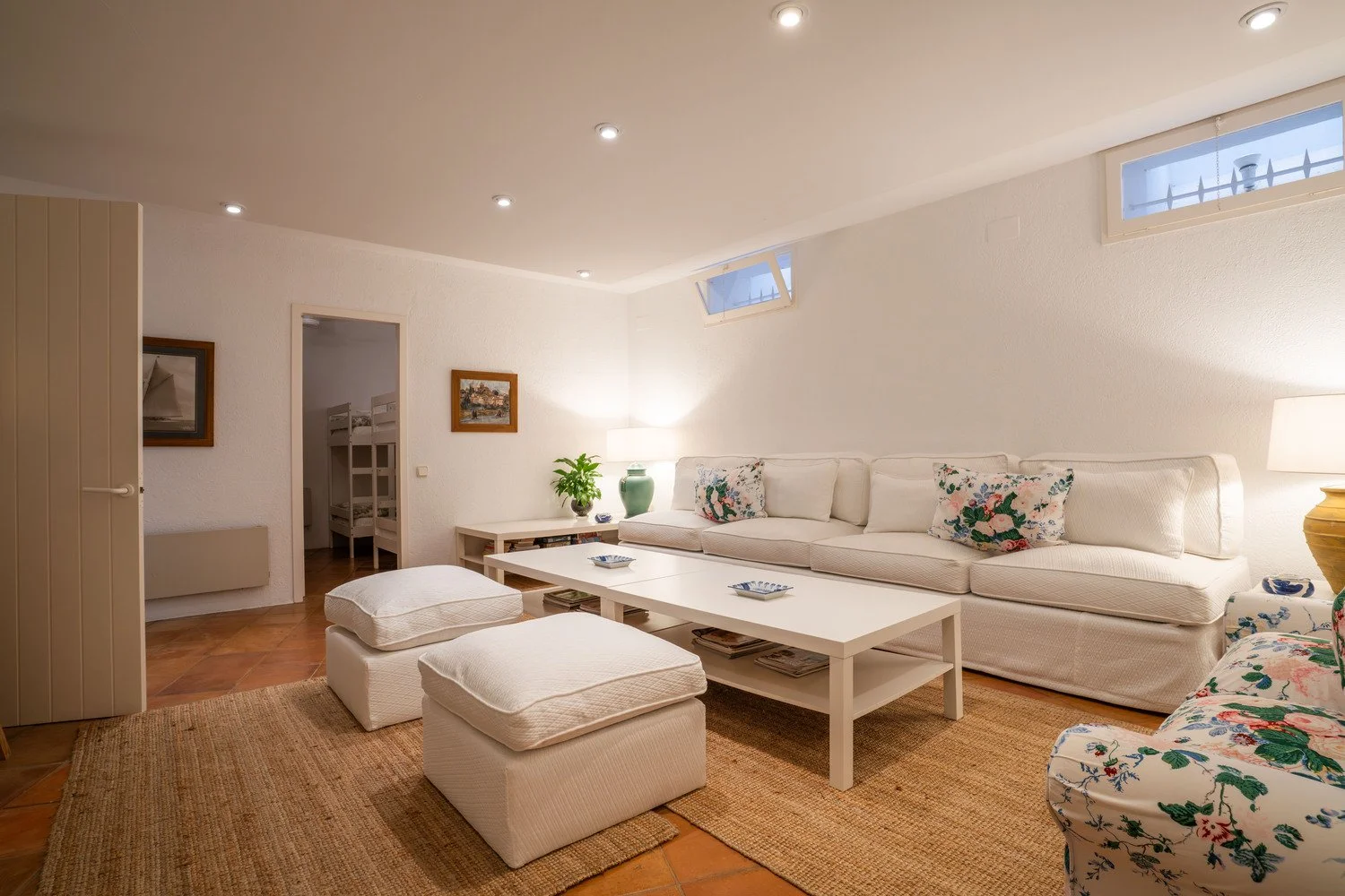 Luxury villa rental cadaques oliveres TV room