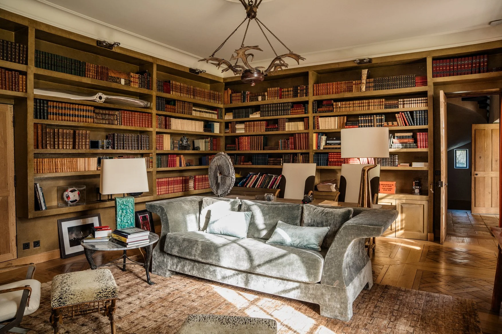 Luxury wedding in Thoiry near Paris
