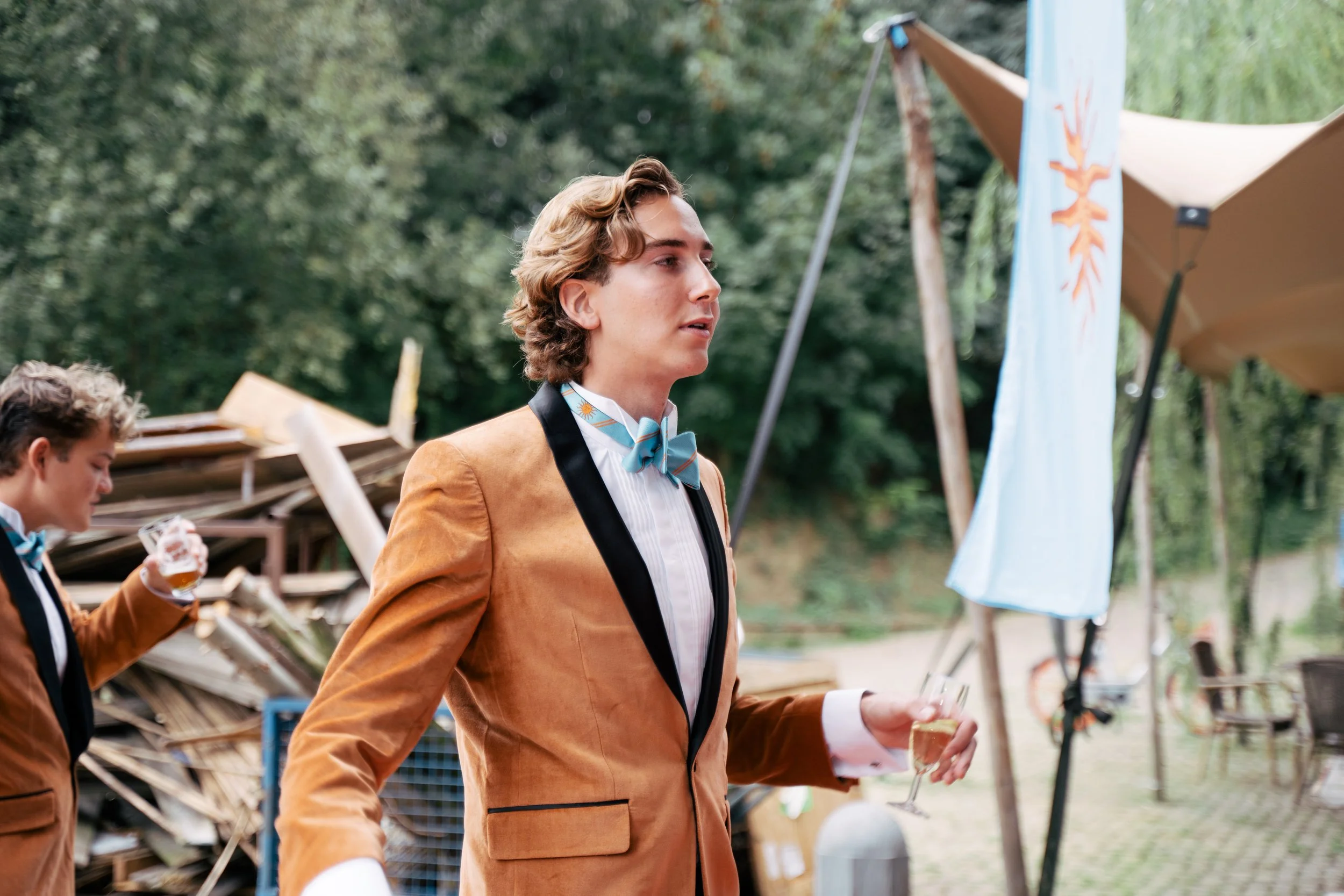 Contrada gala deel 1-92.jpg