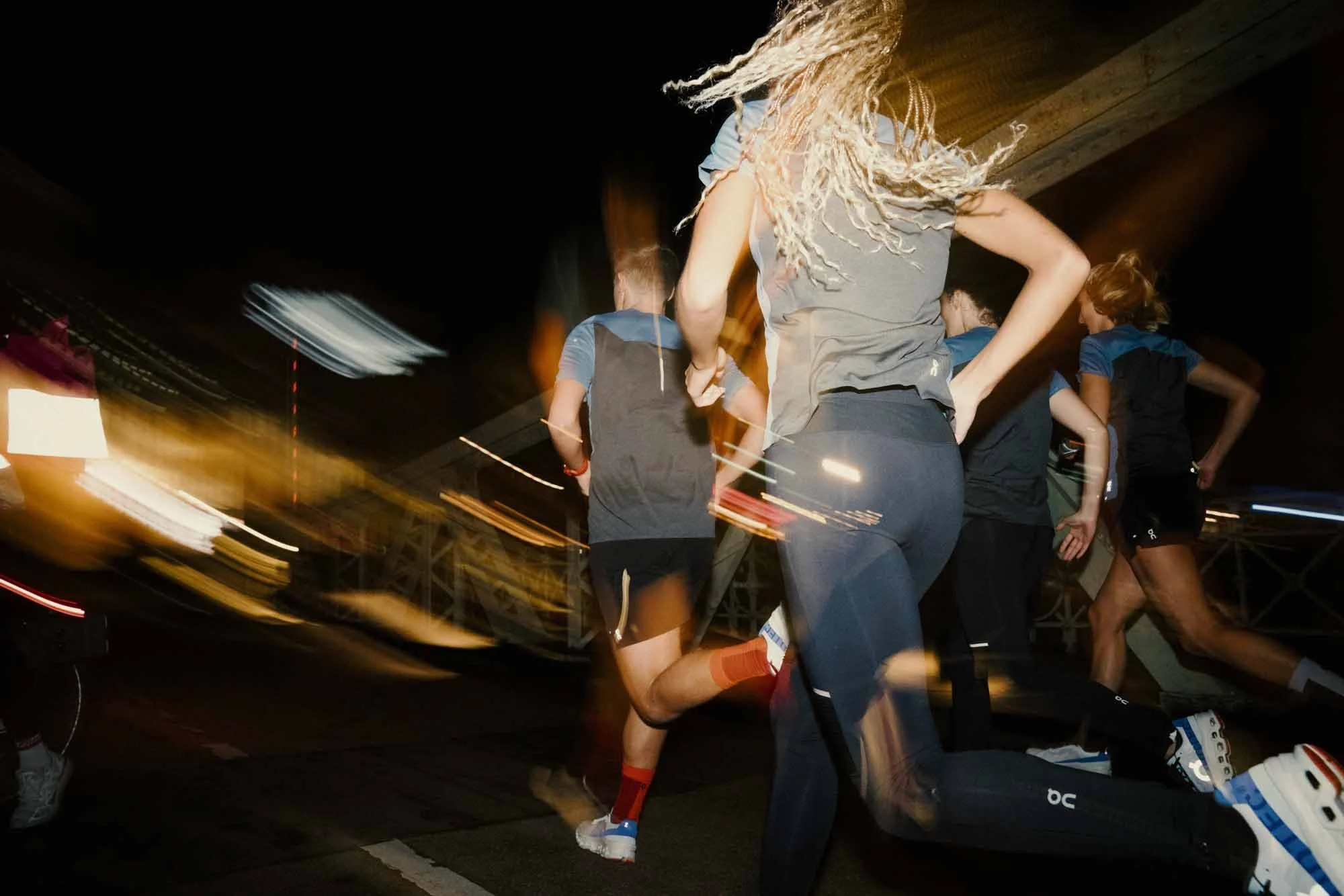 SportScheck_x_On_night 336_small.jpg