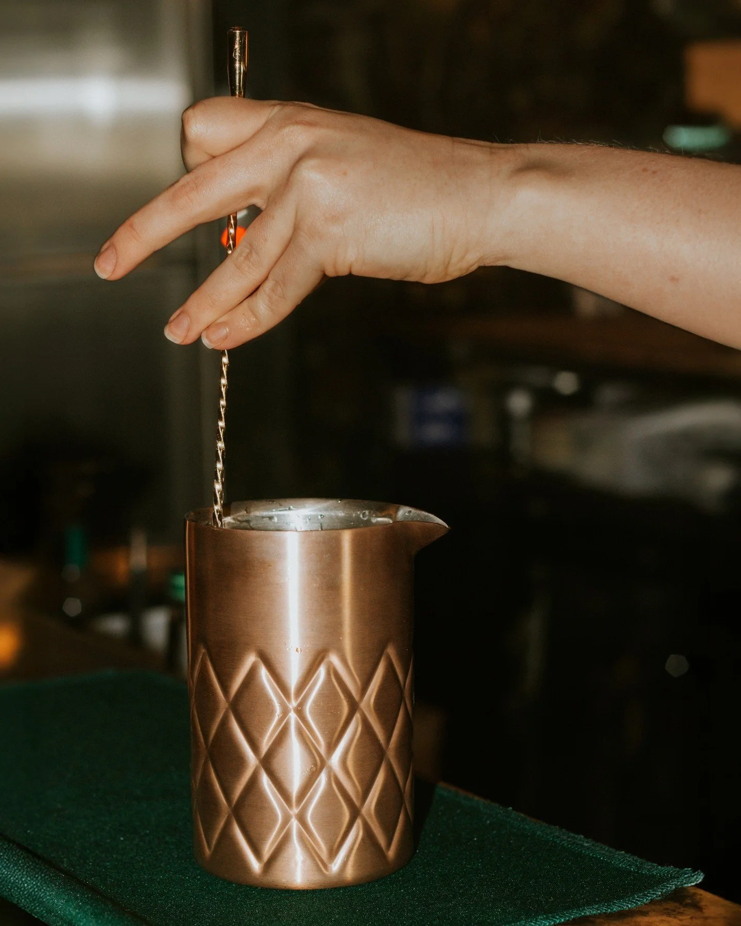 Shaken? Stirred? At The Burrow, every cocktail is crafted with care! 🍸😘