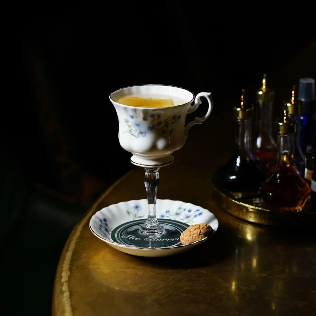 The first of our Christmas cocktails! 🎄

Down the Rabit Hole&hellip;
White chocolate washed Sazerac rye, Amaretto, Peychauds bitters and Absinthe, fit for a very curious tea party! 🫖&hearts;️&spades;️

#edinburghcocktailbar #edinburgh #edinburghbar