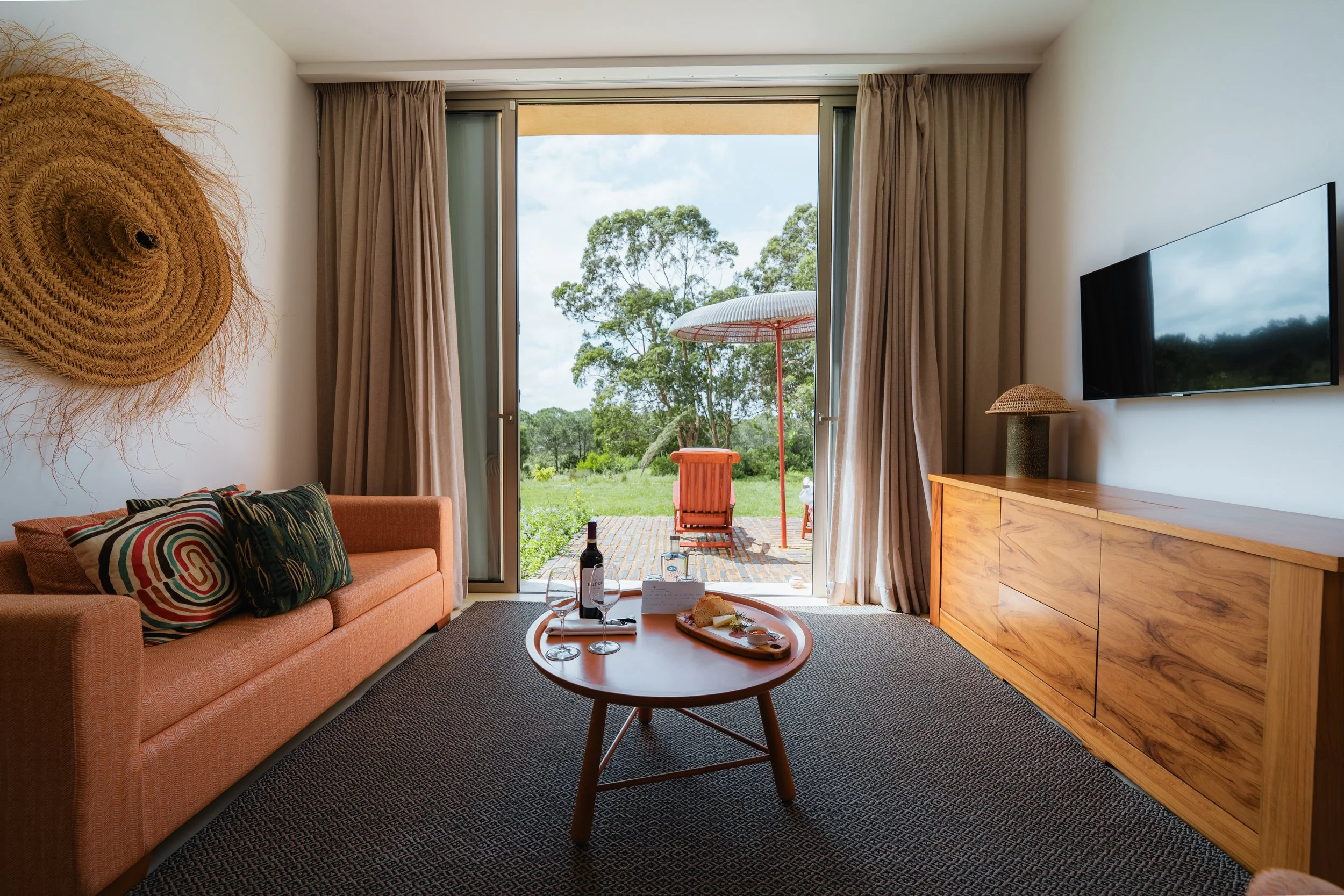 Finn Hanley - Praia Do Canal-1.jpg