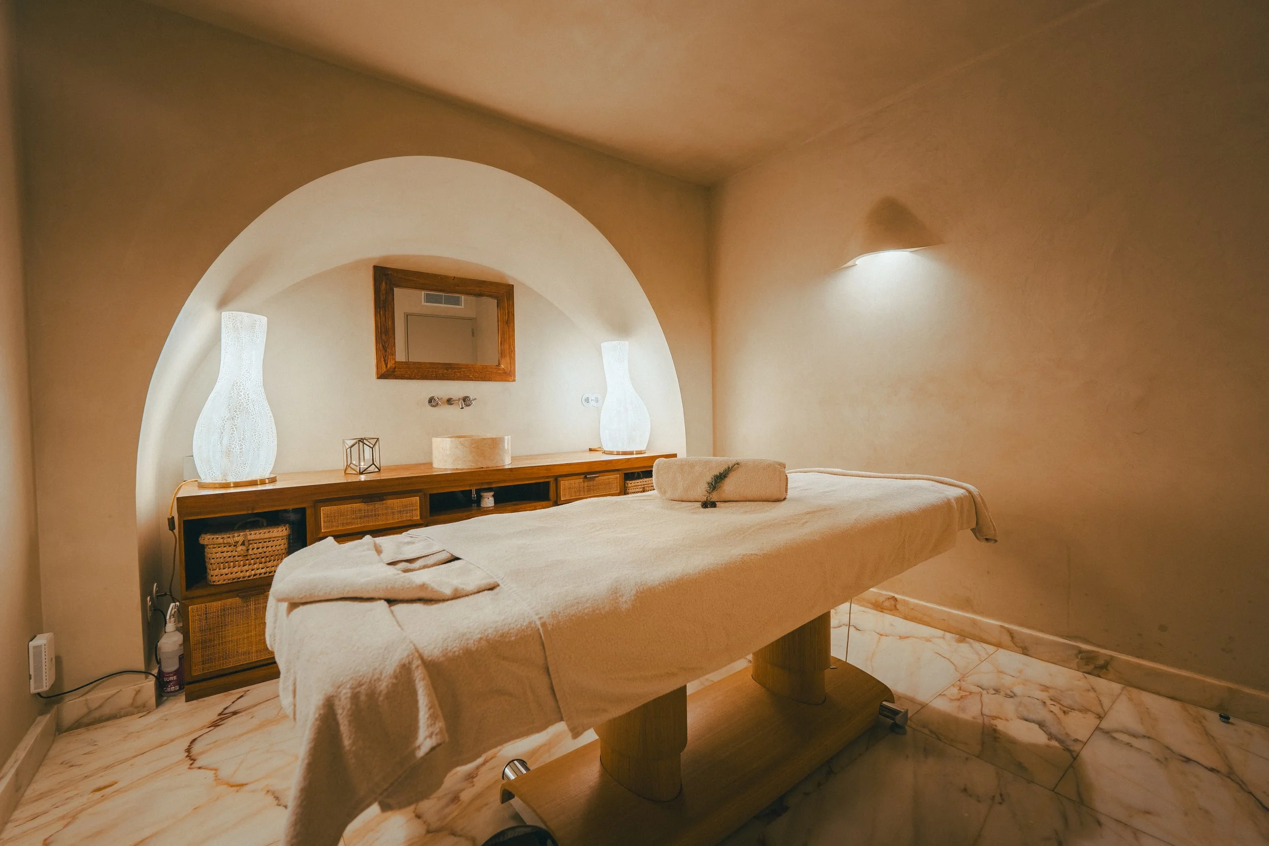 Finn Hanley - Praia Do Canal-16.jpg