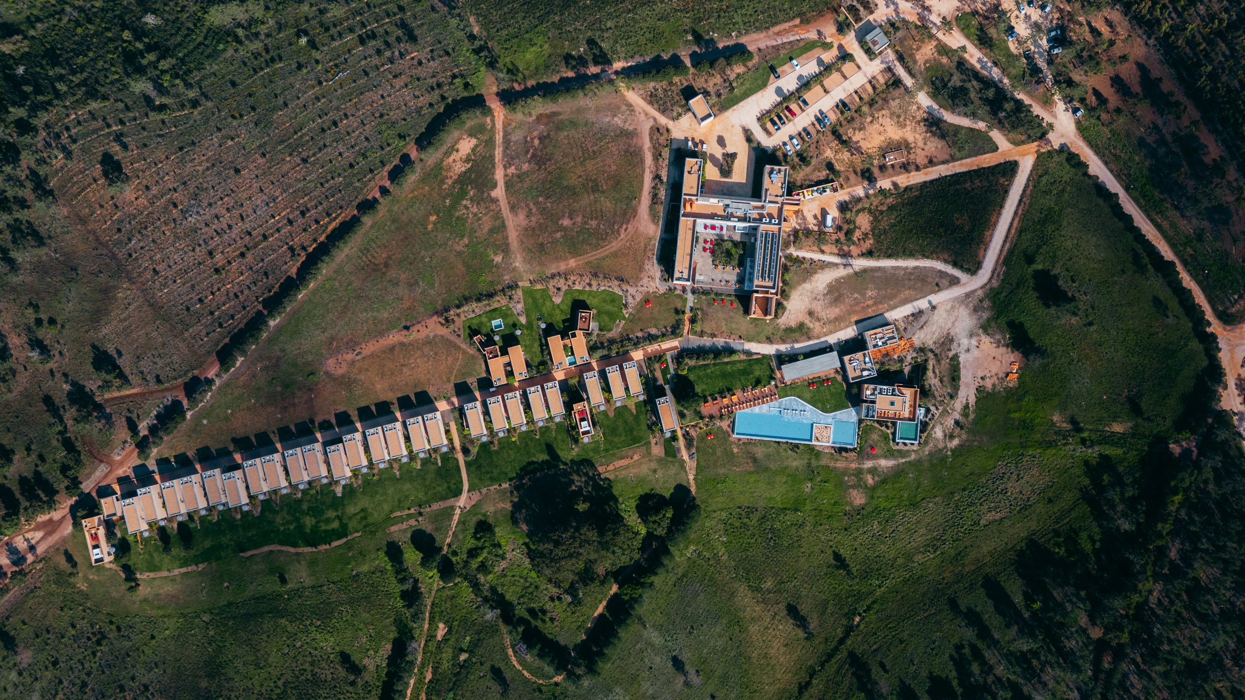 Finn Hanley - Praia Do Canal-23.jpg