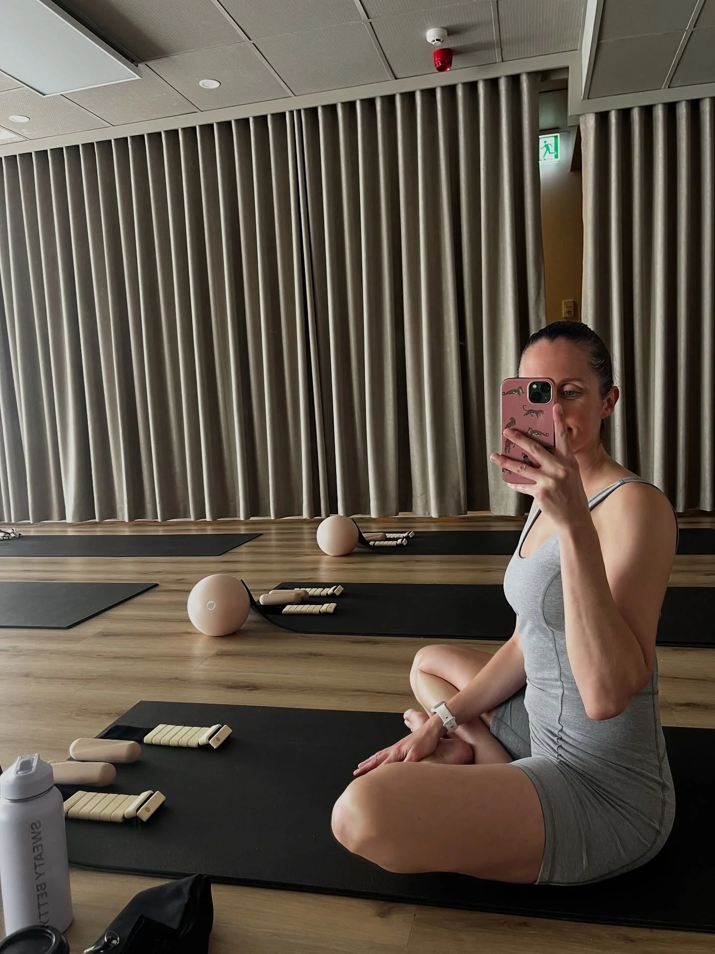 September on the mat &gt; &gt; &gt; 

1-2: made time for my own practice (many more times than twice!) - not only critical for my own mind+body, but also to improve my teaching

3: inspired by a class I took in Sydney; I hadn&rsquo;t ever done elepha