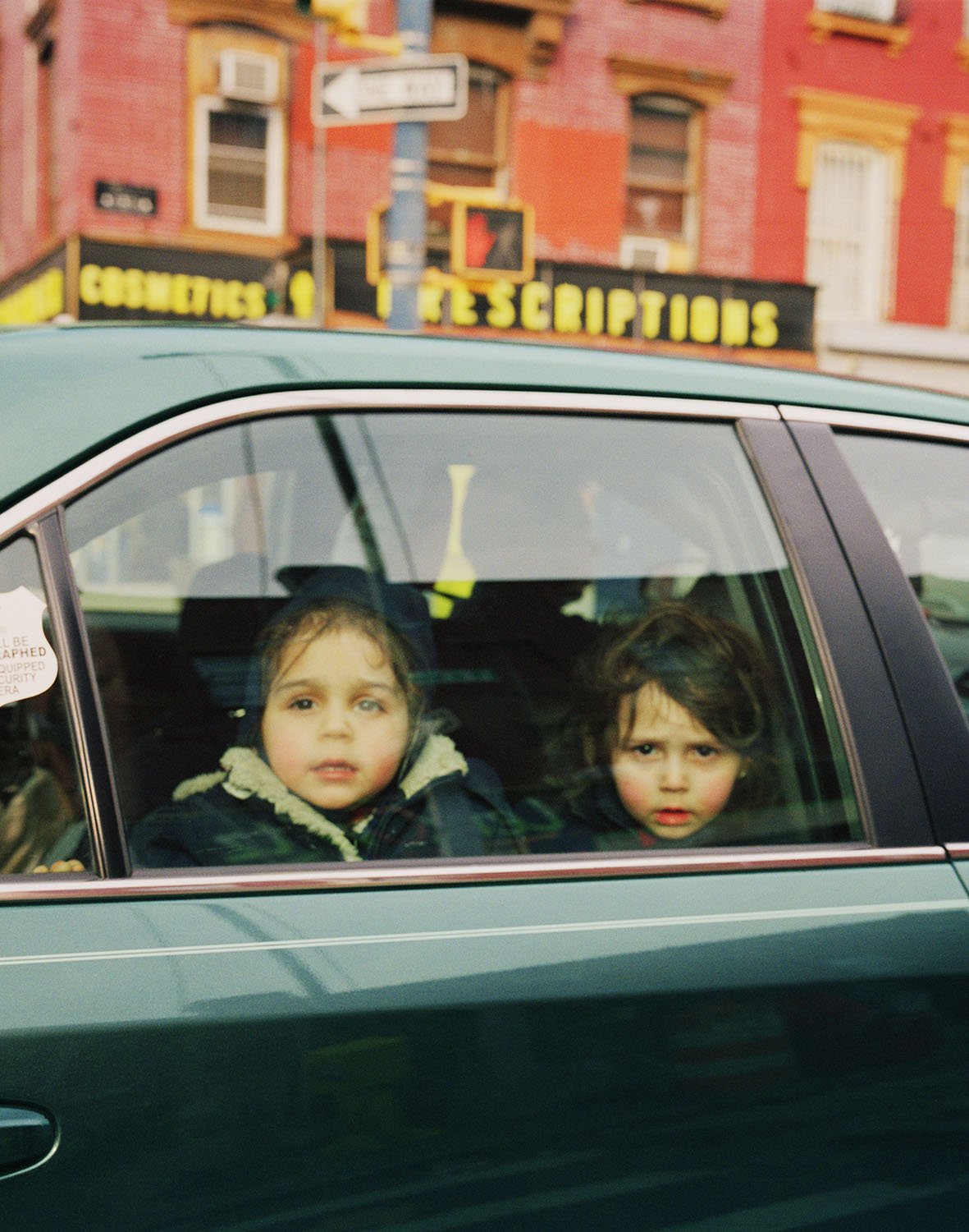 HASIDIC KIDS CAR 001.jpg