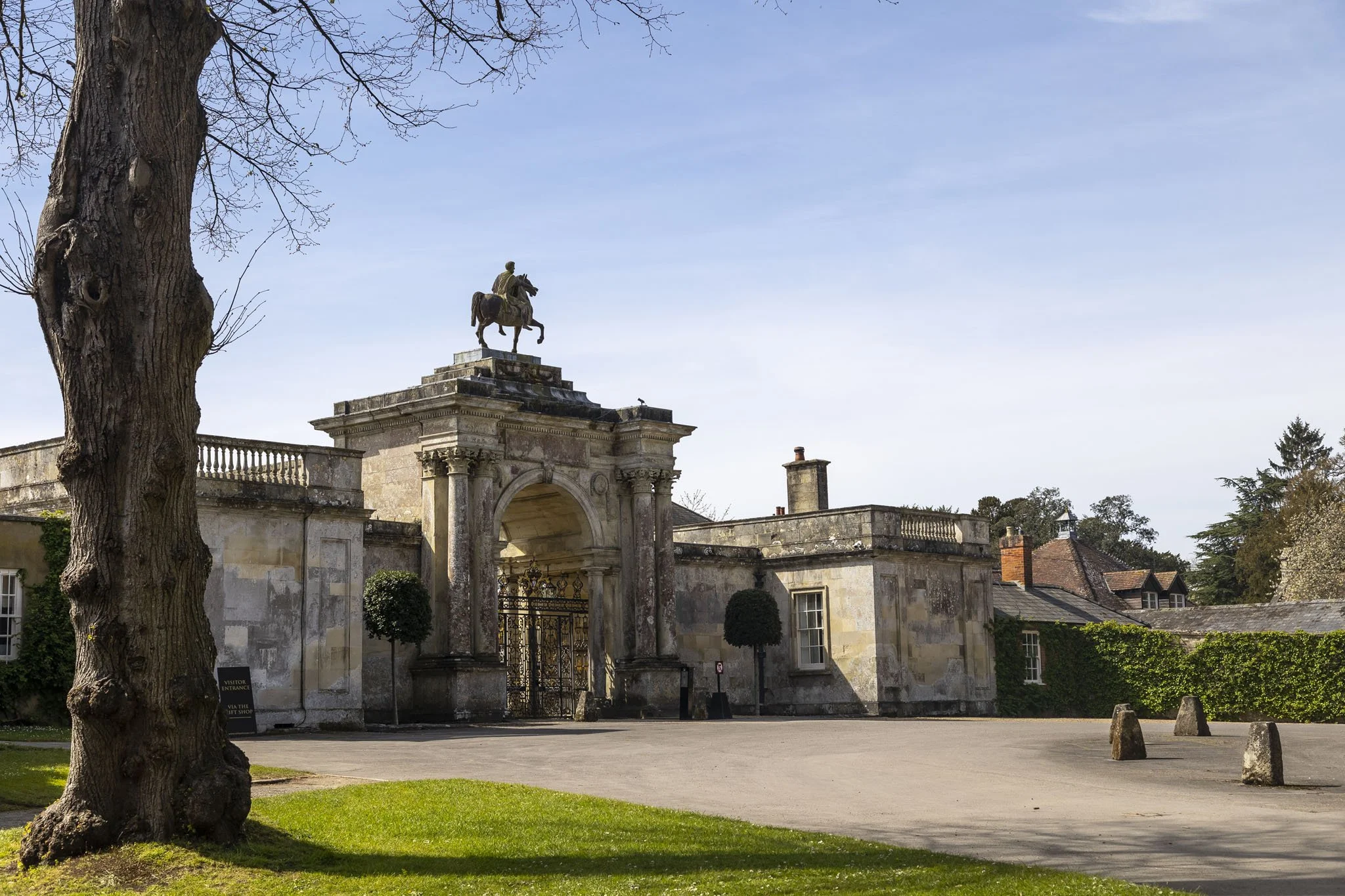 Wilton-House-01.jpg