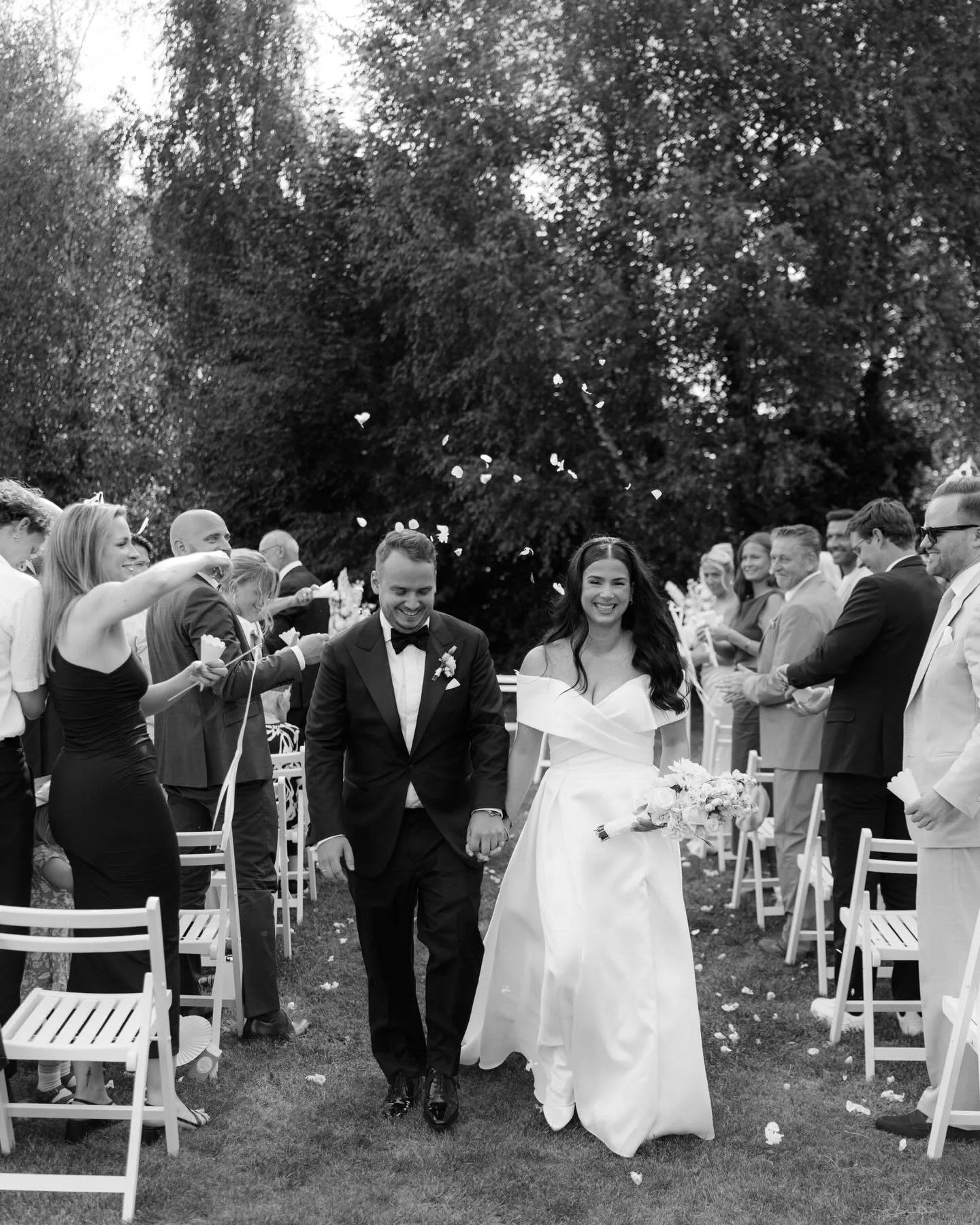 First steps into forever ✨ 

#hannoverwedding #bielefeldwedding #bielefeldweddingphotographer #weddinginspiration